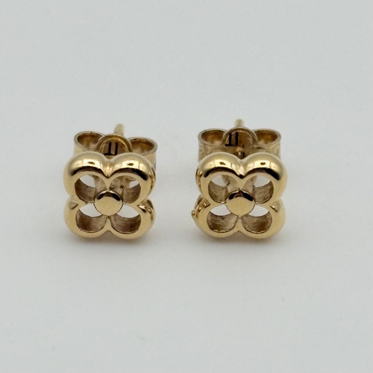 Louis Vuitton ピアス