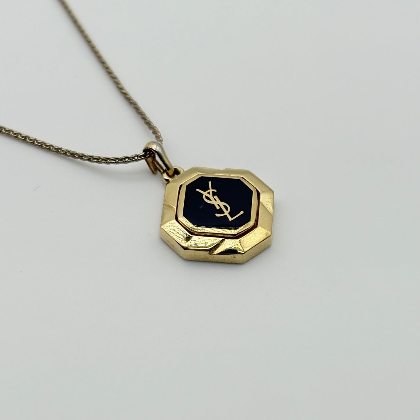 YVES SAINT LAURENT ネックレス