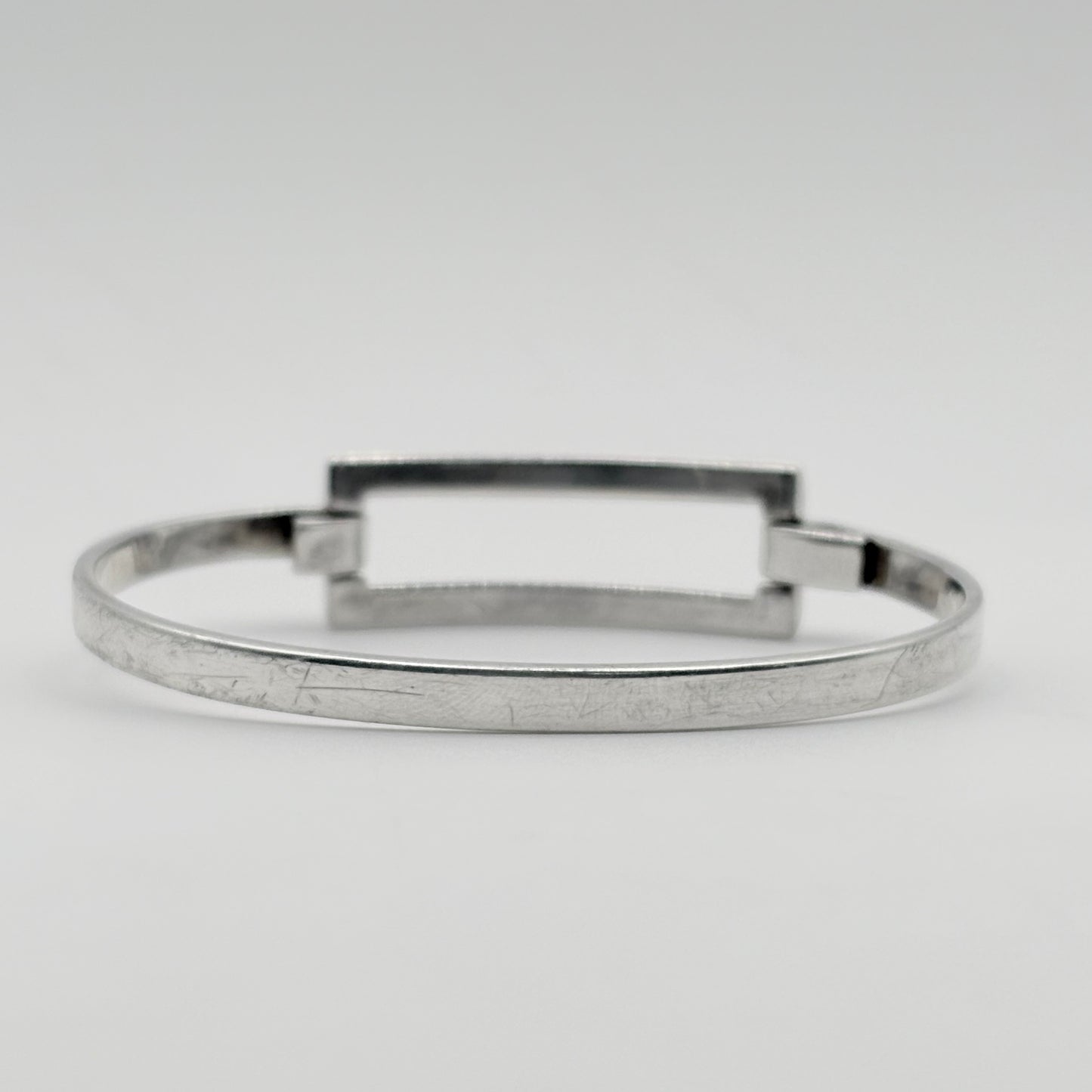 Tiffany&Co. バングル