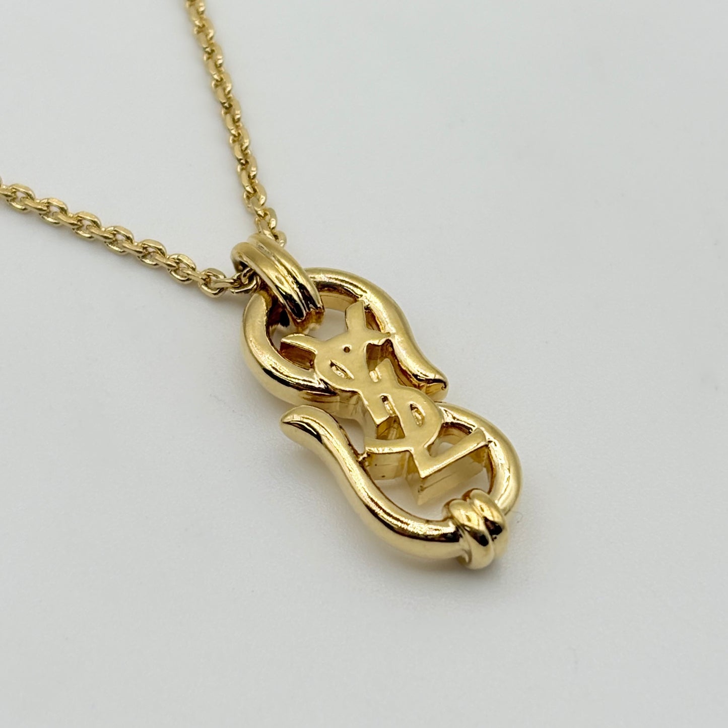 Yves Saint Laurent ネックレス