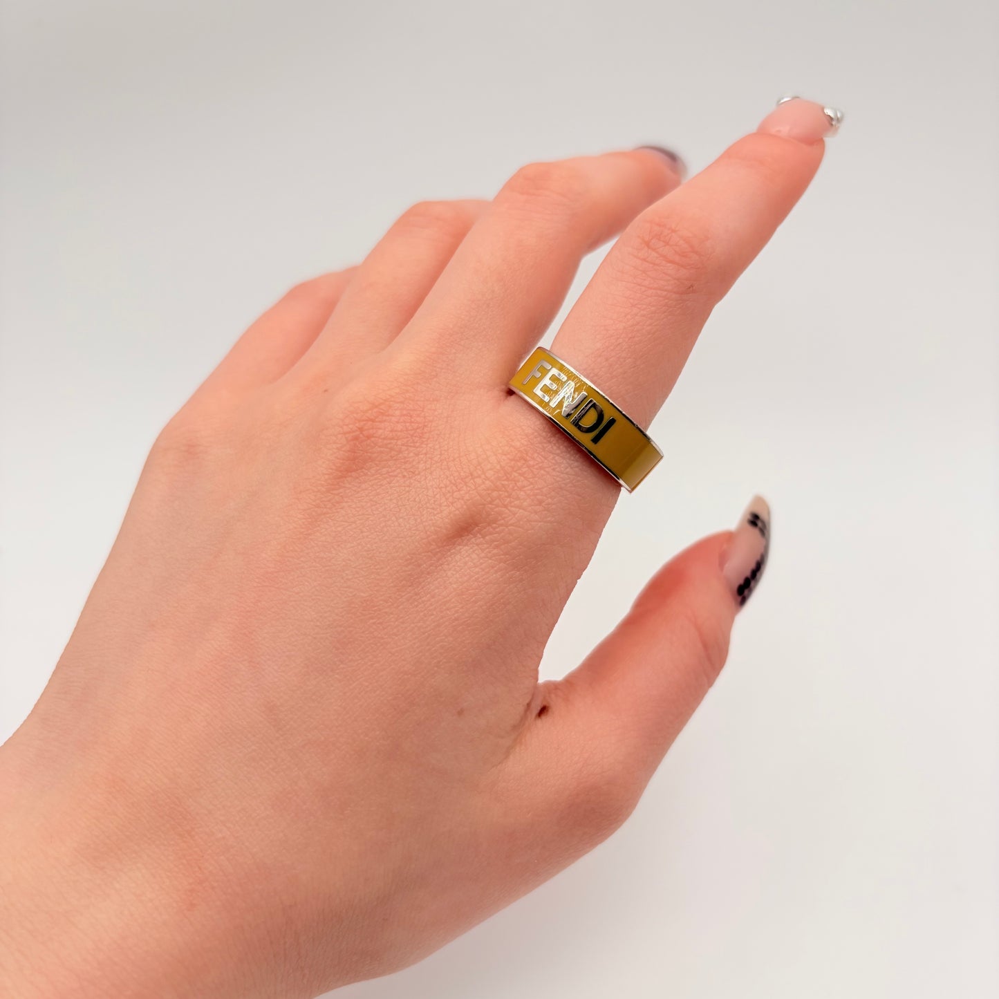 FENDI リング
