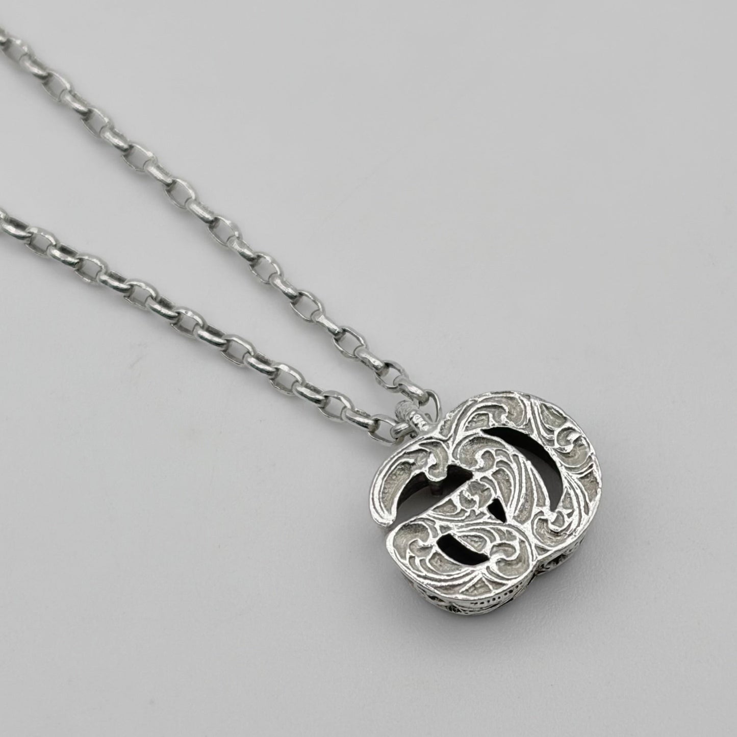 GUCCI ネックレス