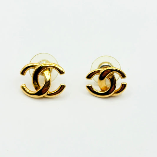 CHANEL ピアス