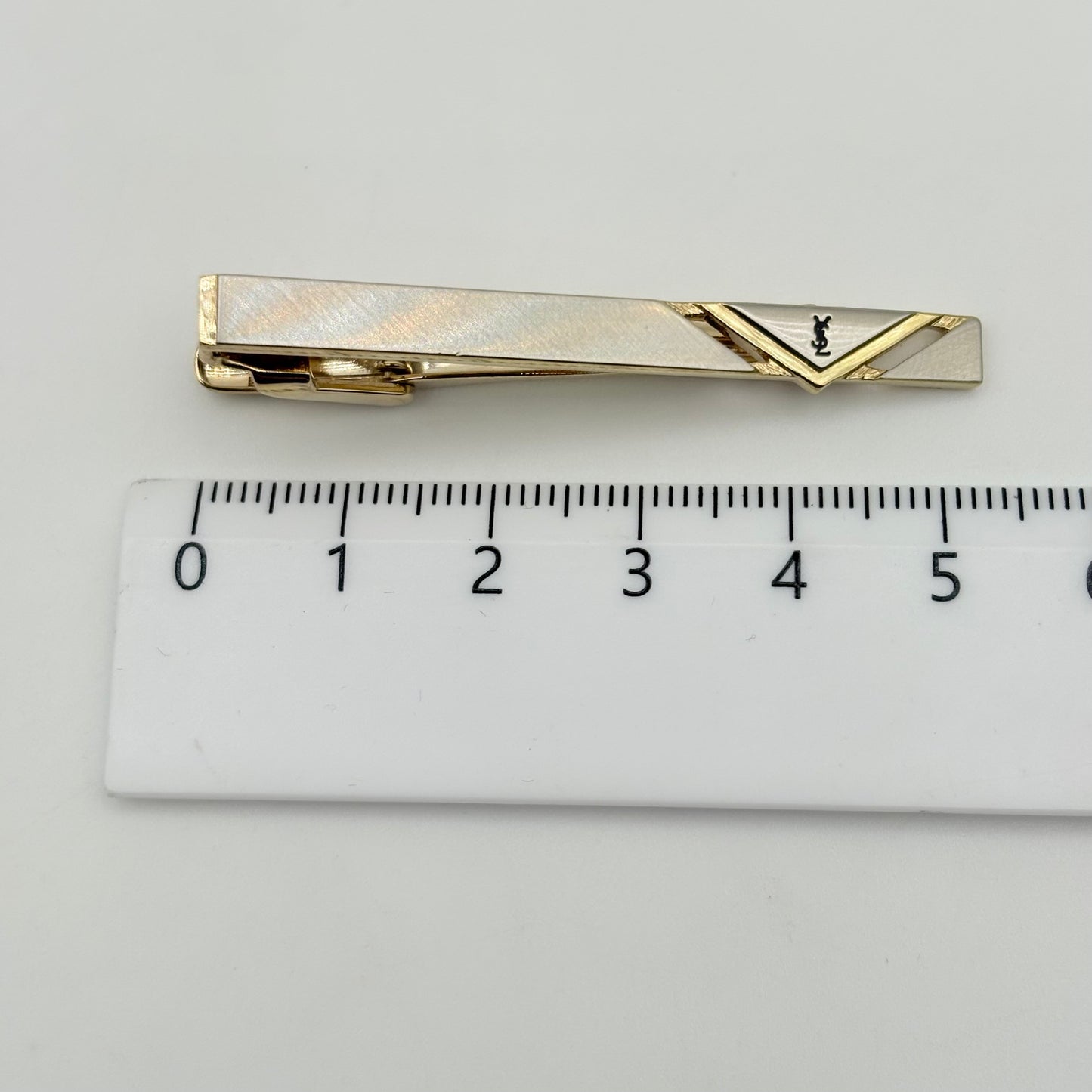 Yves Saint Laurent ネクタイピン