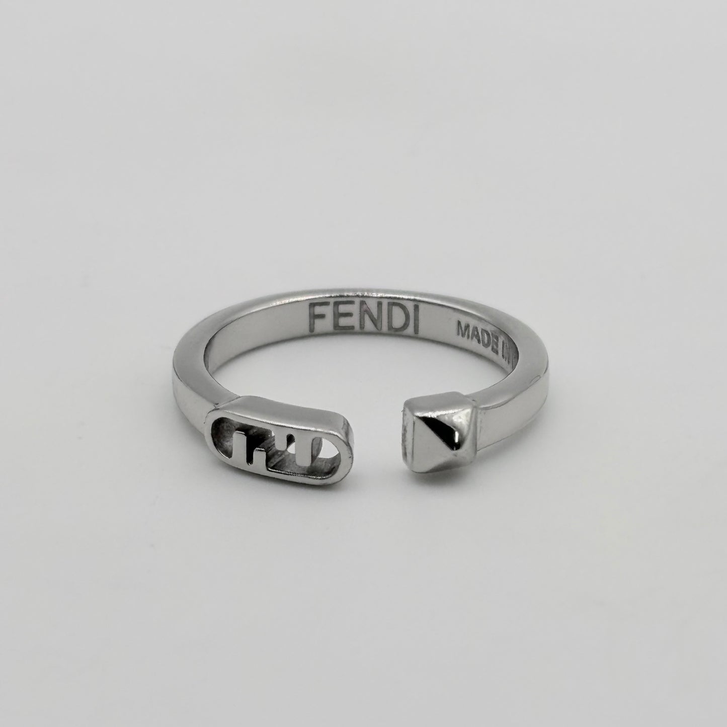 FENDI リング