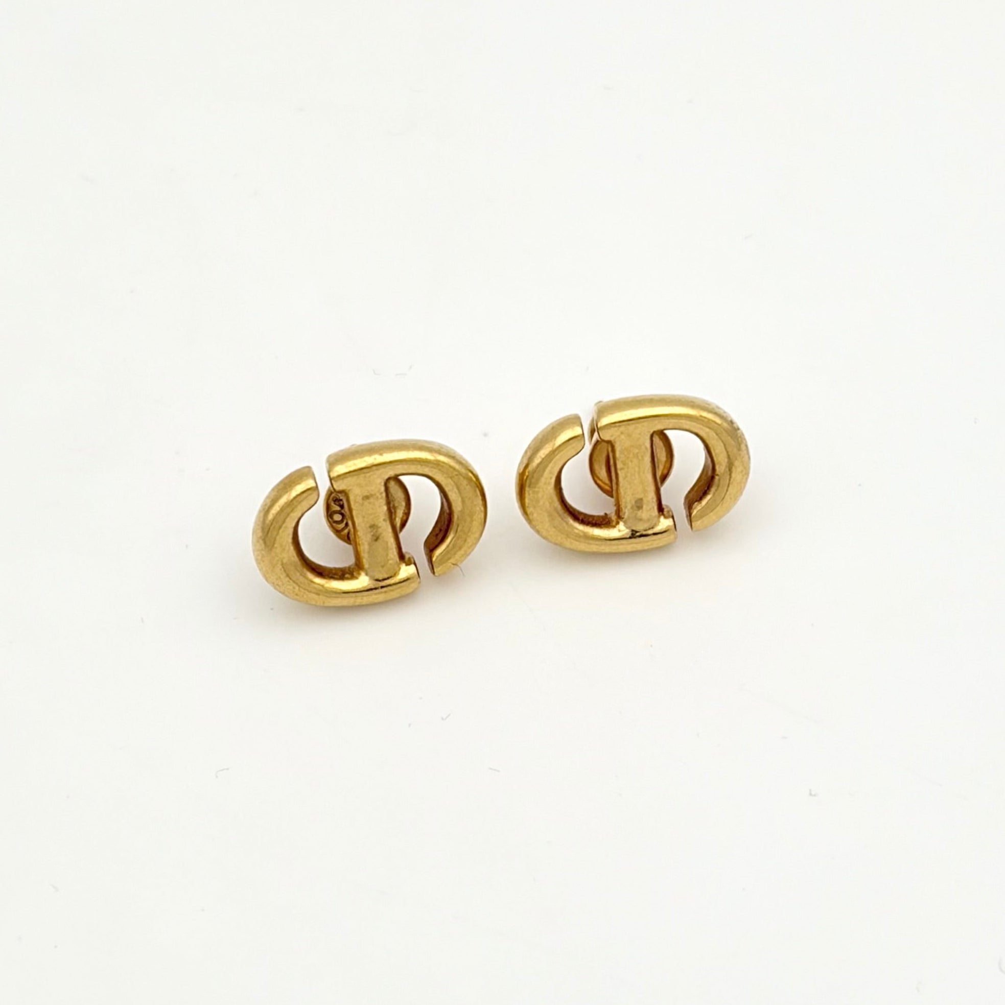 【美品　希少品】Dior ピアス　【左右非対称】定価79800 美品 希少品】Dior ピアス 【左右非対称】定価79800 美品 希少品】Dior
