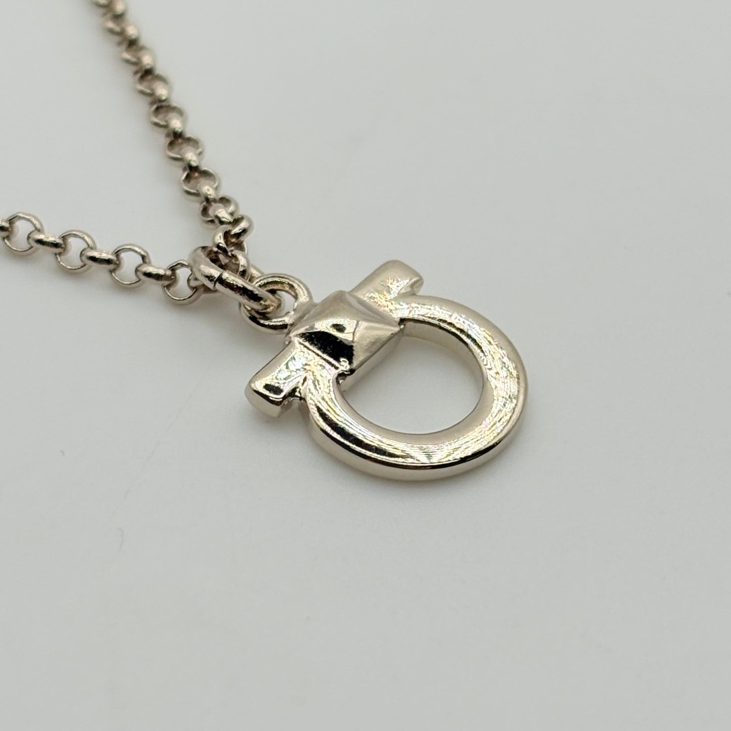 Ferragamo ネックレス