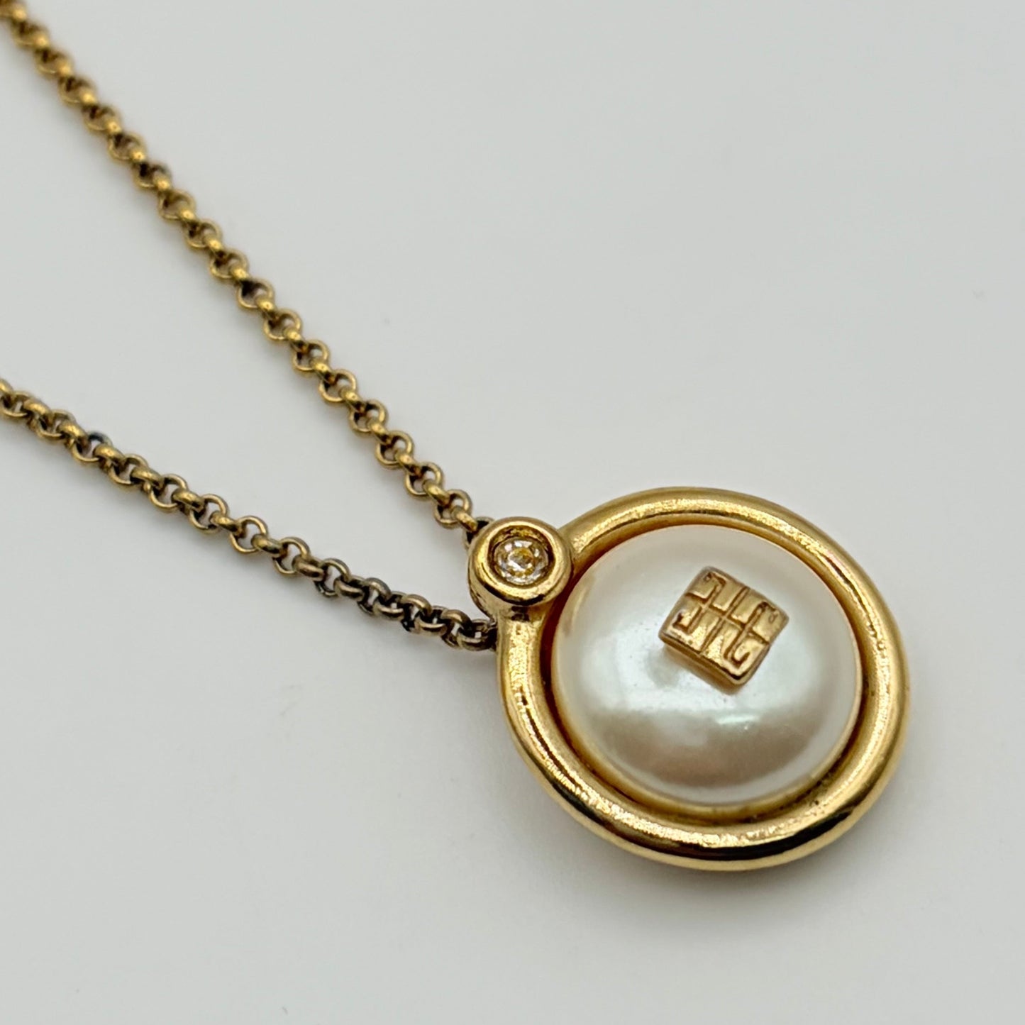 GIVENCHY ネックレス