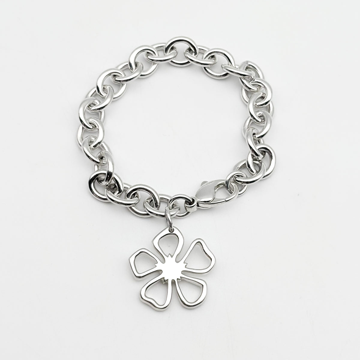 Tiffany&Co. フラワーチャームブレスレット