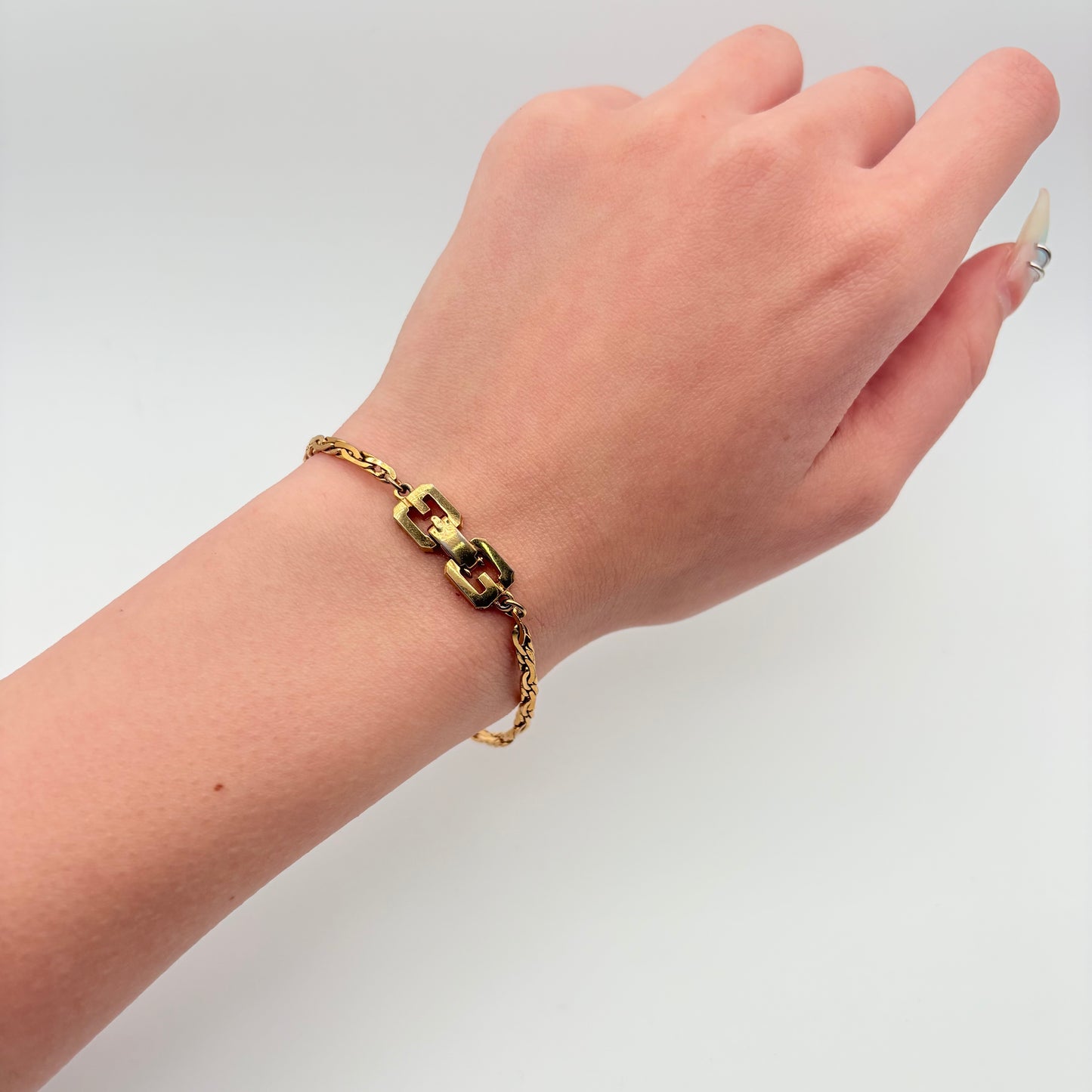 GIVENCHY ブレスレット