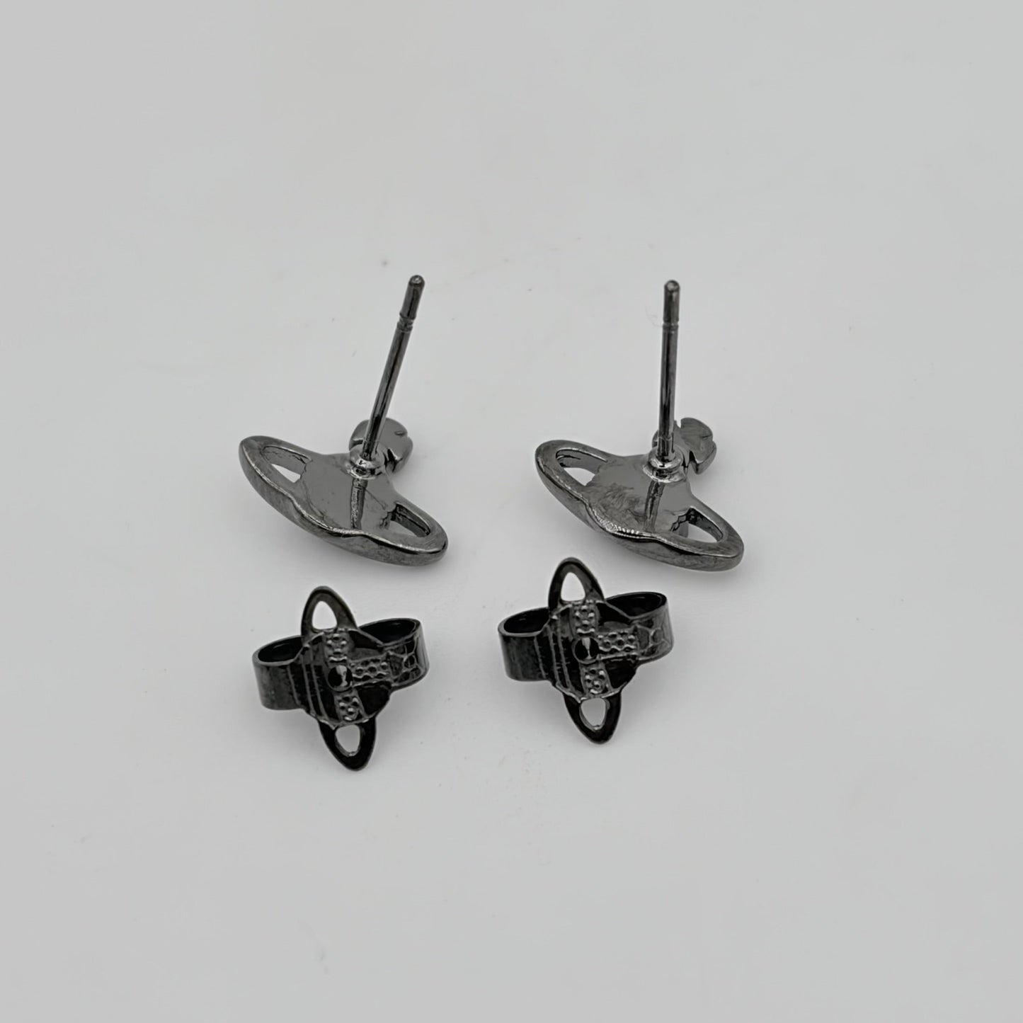 Vivienne Westwood ピアス