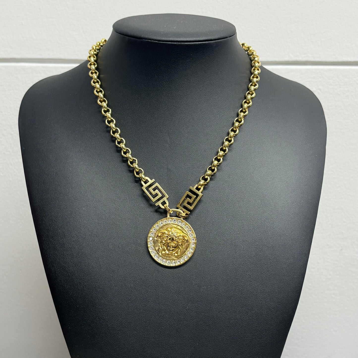 VERSACE ネックレス