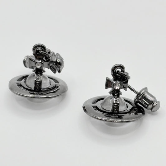Vivienne Westwood ブラックピアス