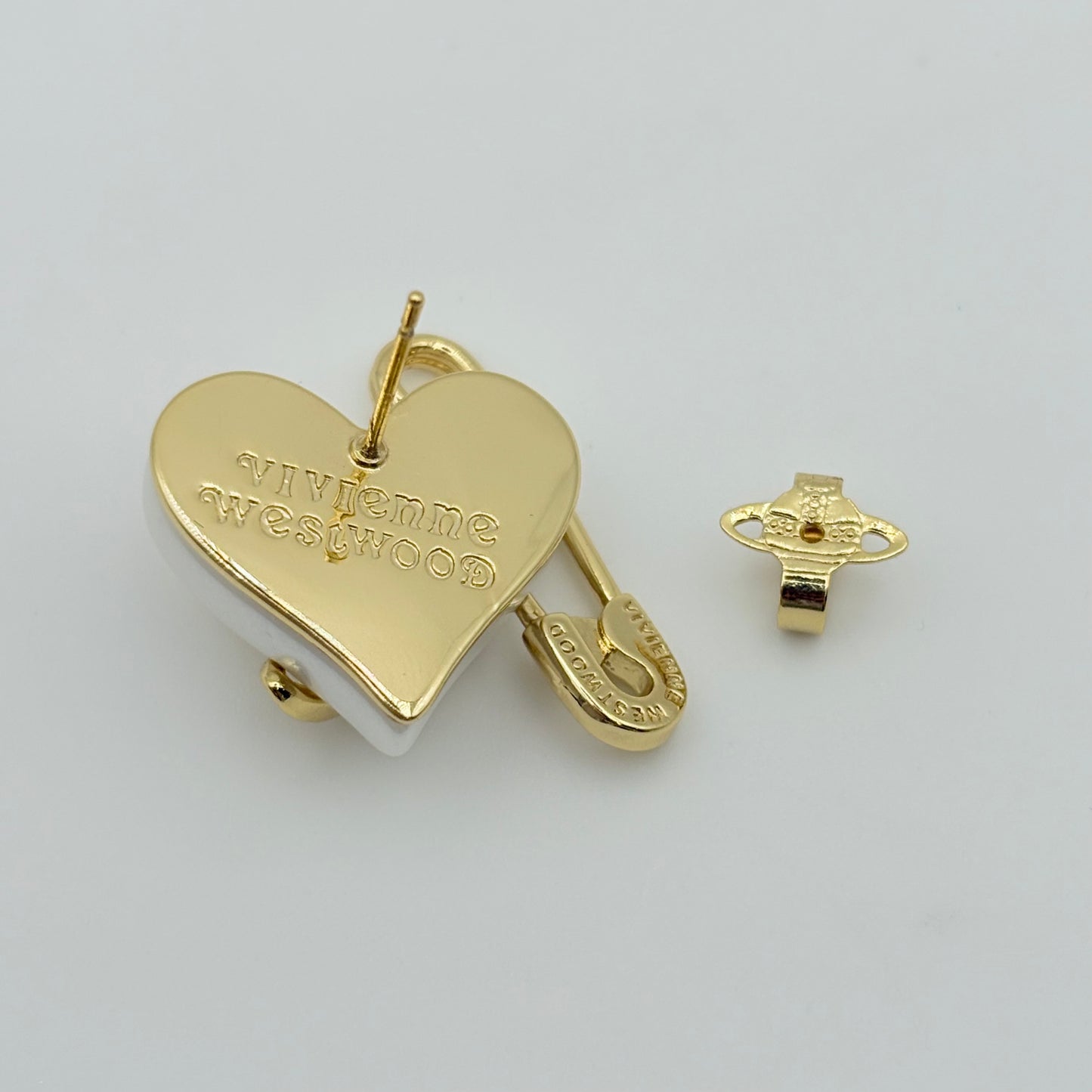 Vivienne Westwood ピアス