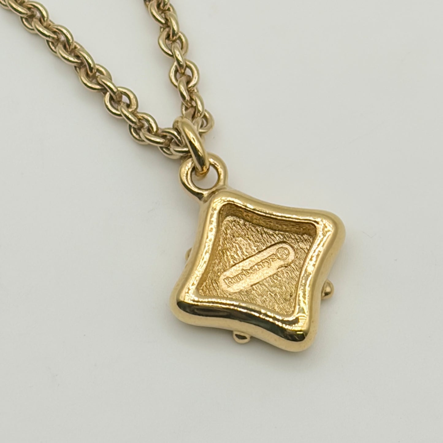 Burberry ネックレス