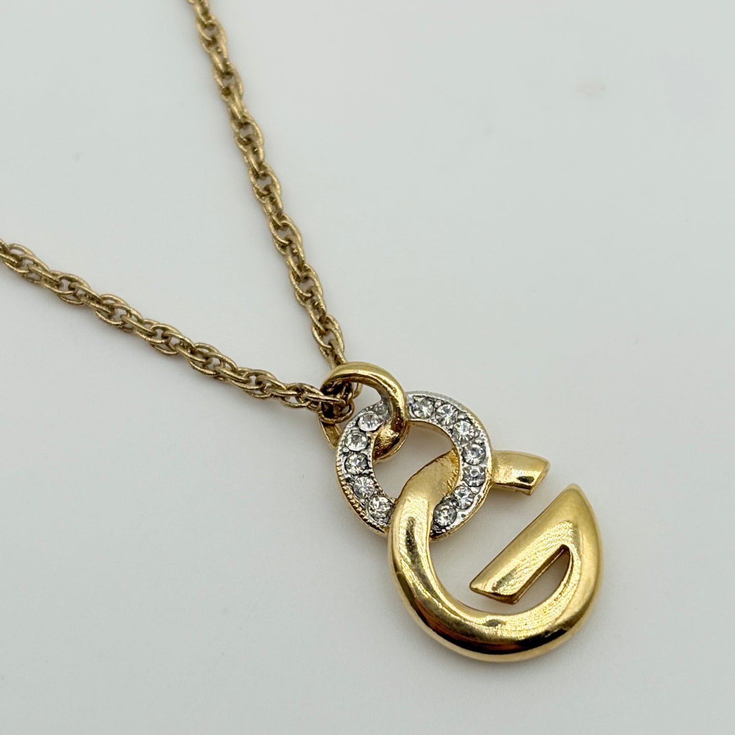 GIVENCHY ネックレス