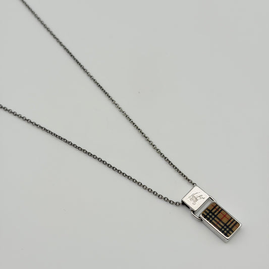 Burberry ネックレス
