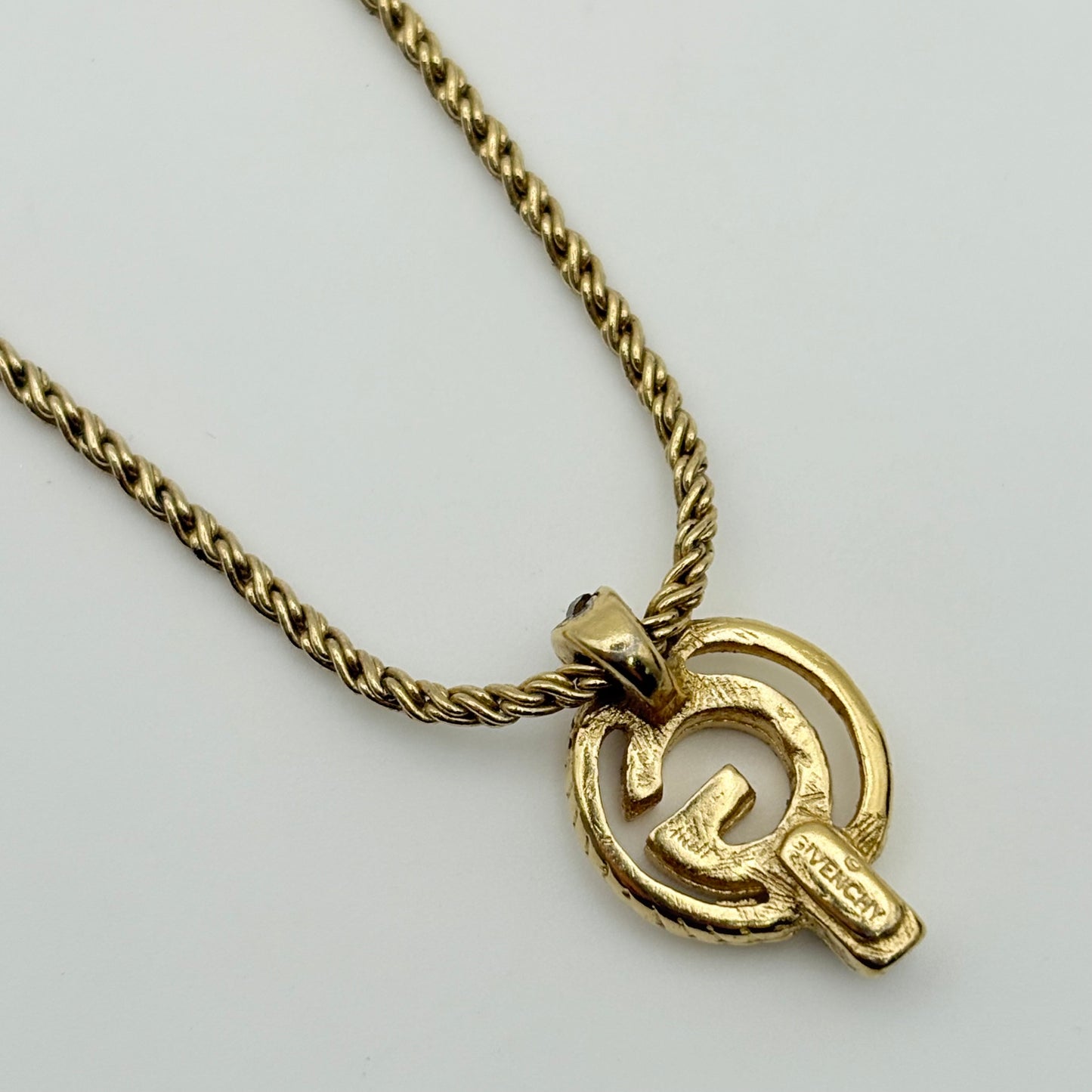 GIVENCHY ネックレス