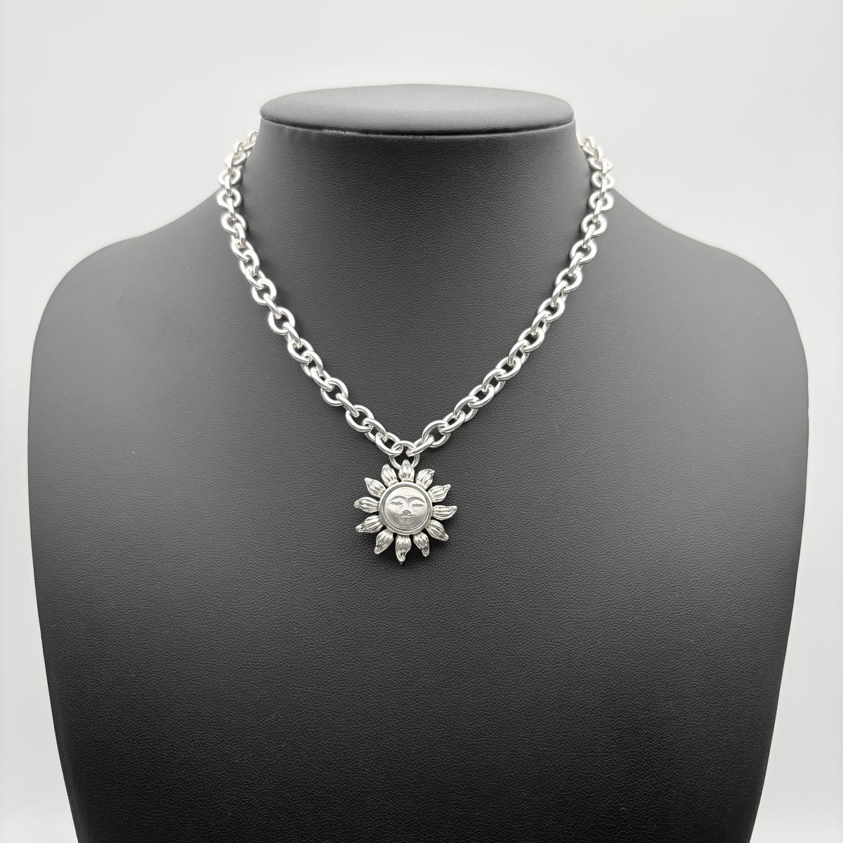 Tiffany&Co. サン ネックレス
