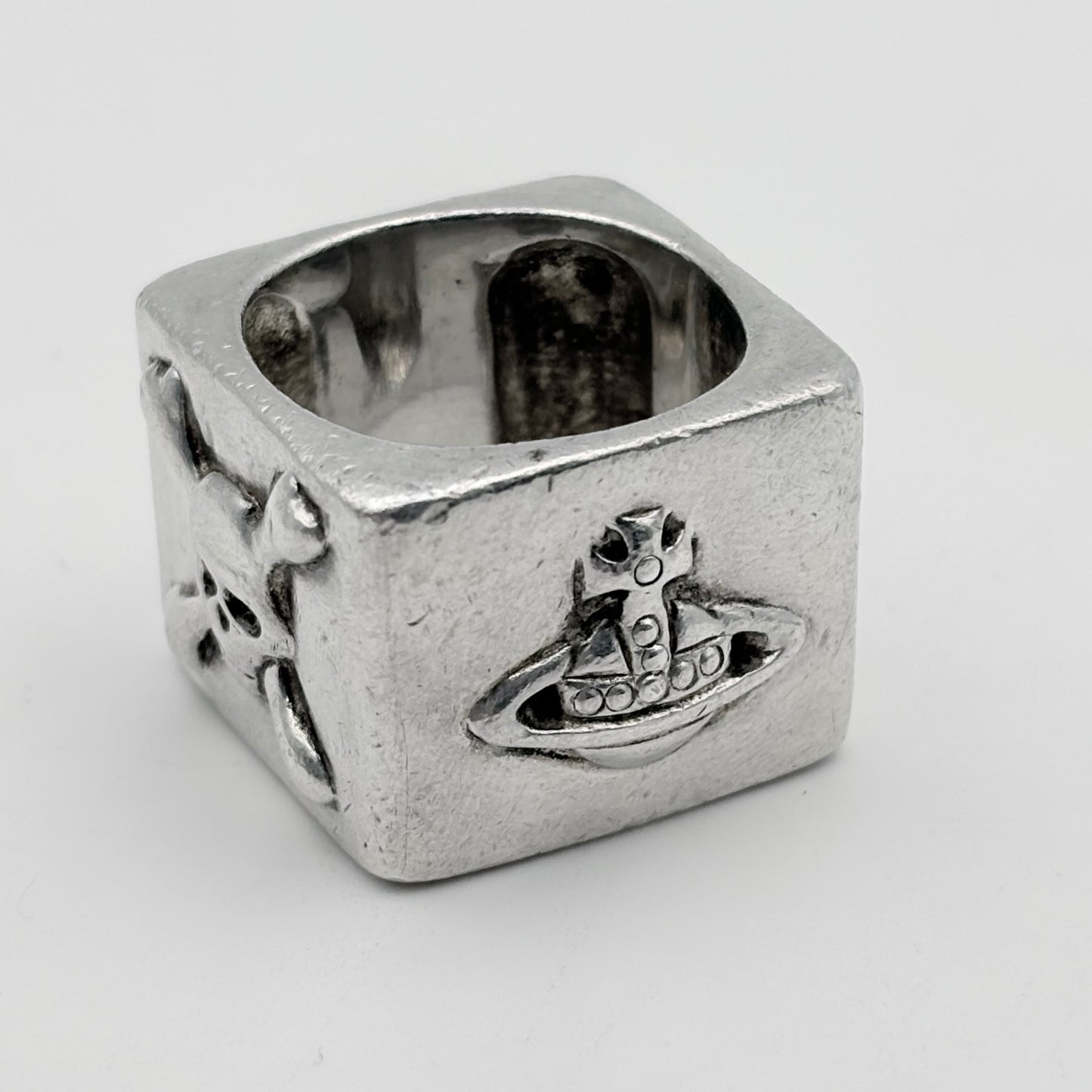 Vivienne Westwood リング