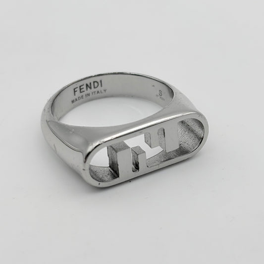 FENDI リング