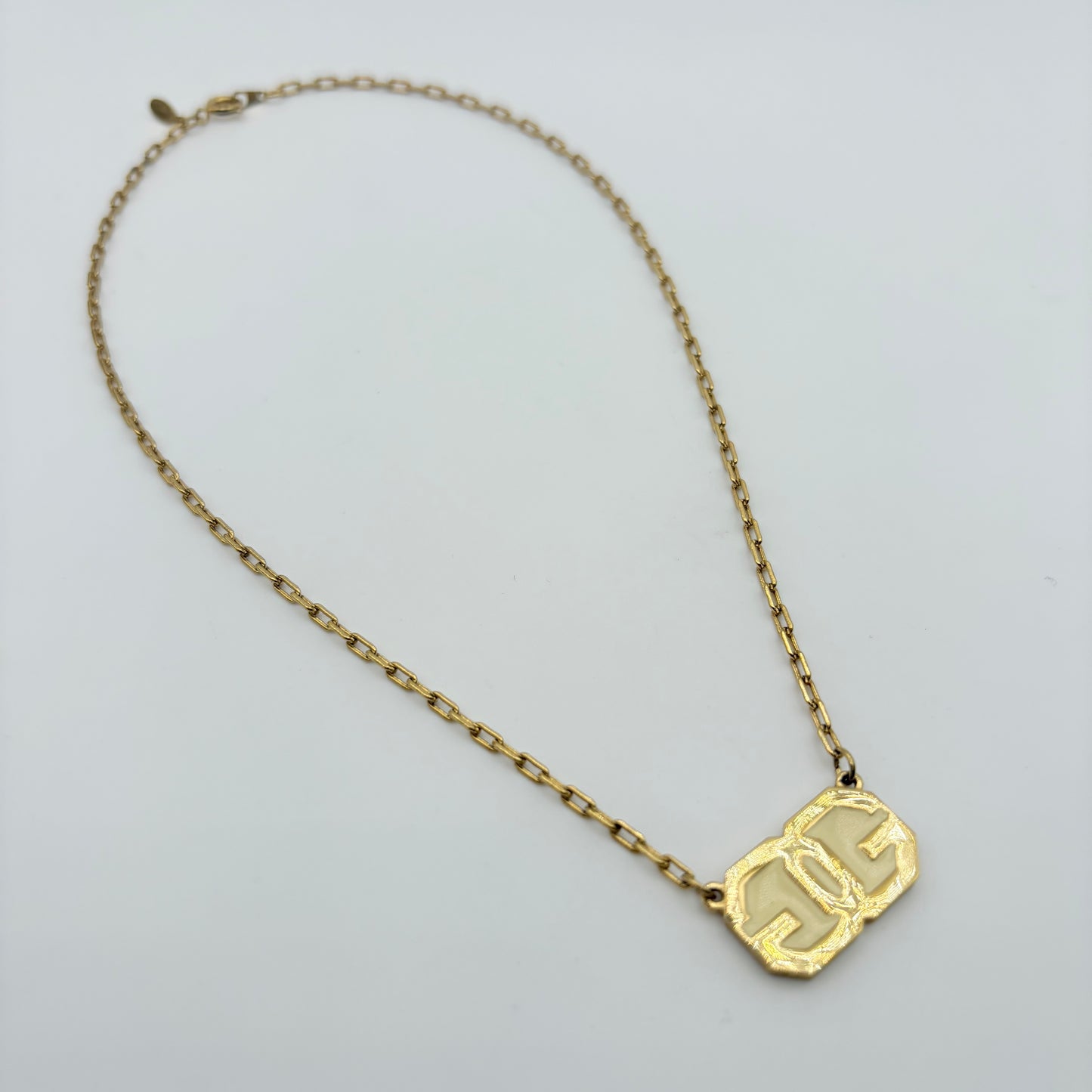 GIVENCHY ネックレス