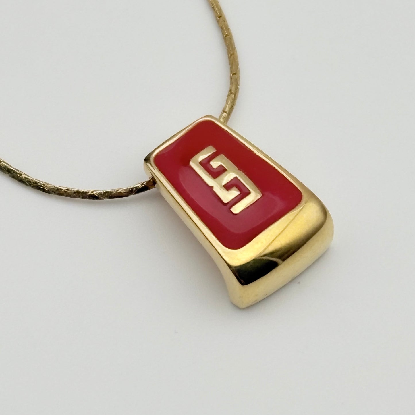 GIVENCHY ネックレス