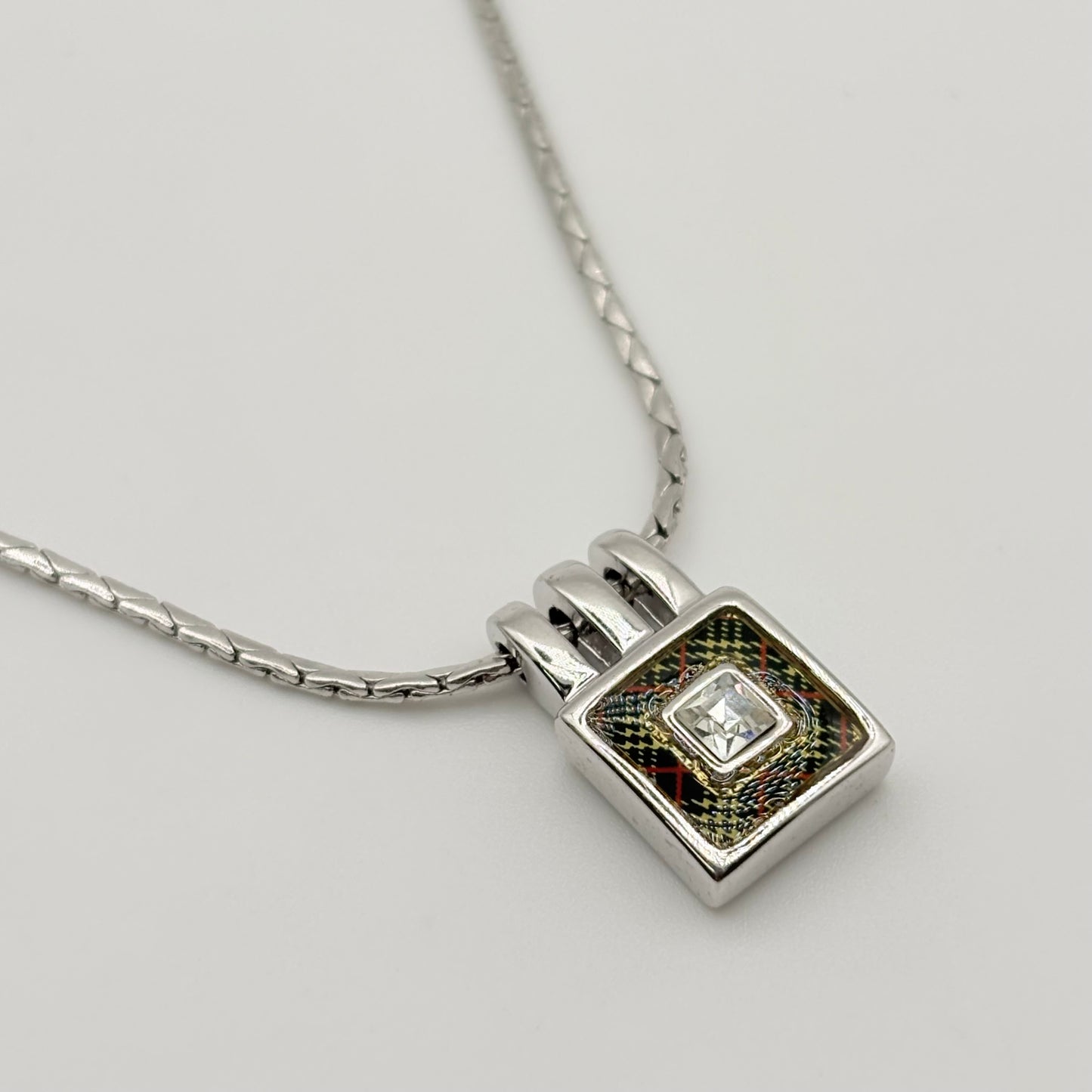 Burberry ネックレス