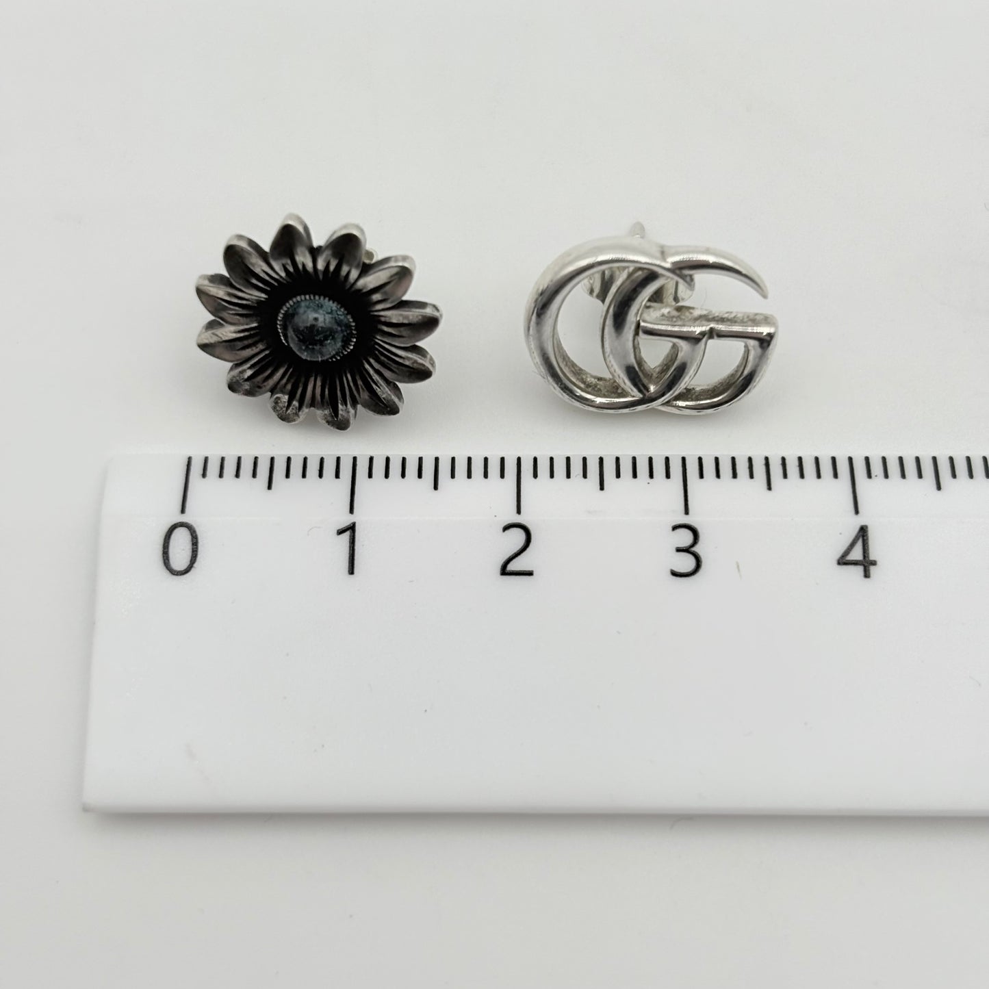GUCCI ピアス