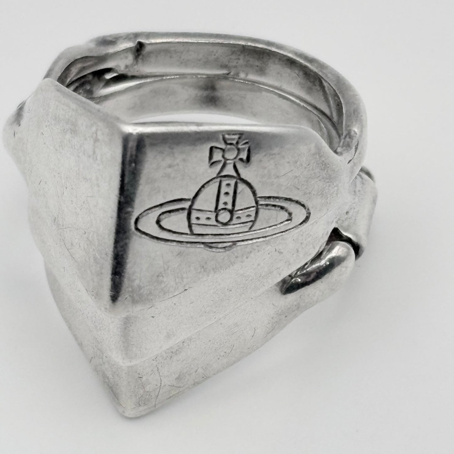 Vivienne Westwood リング