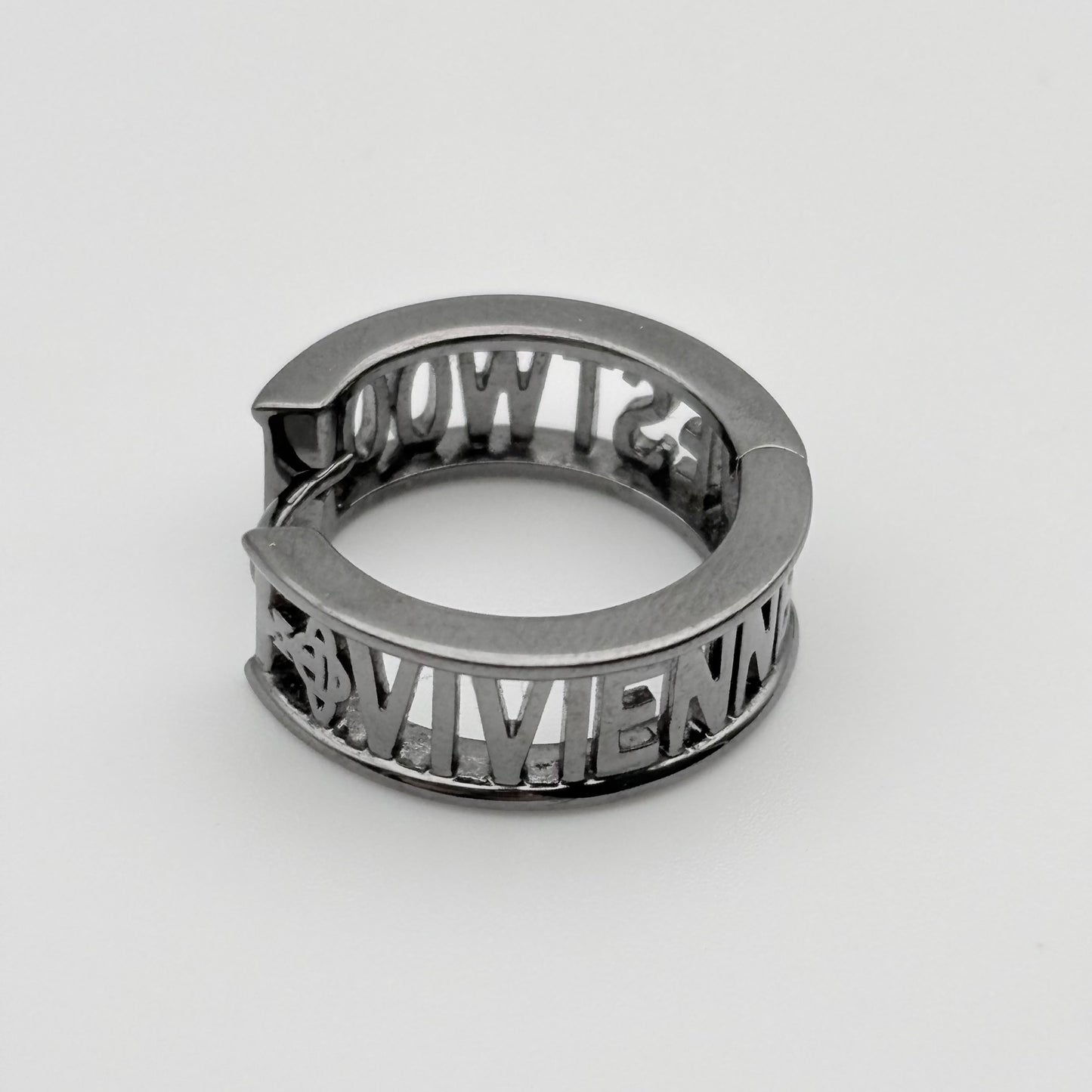 Vivienne Westwood ピアス