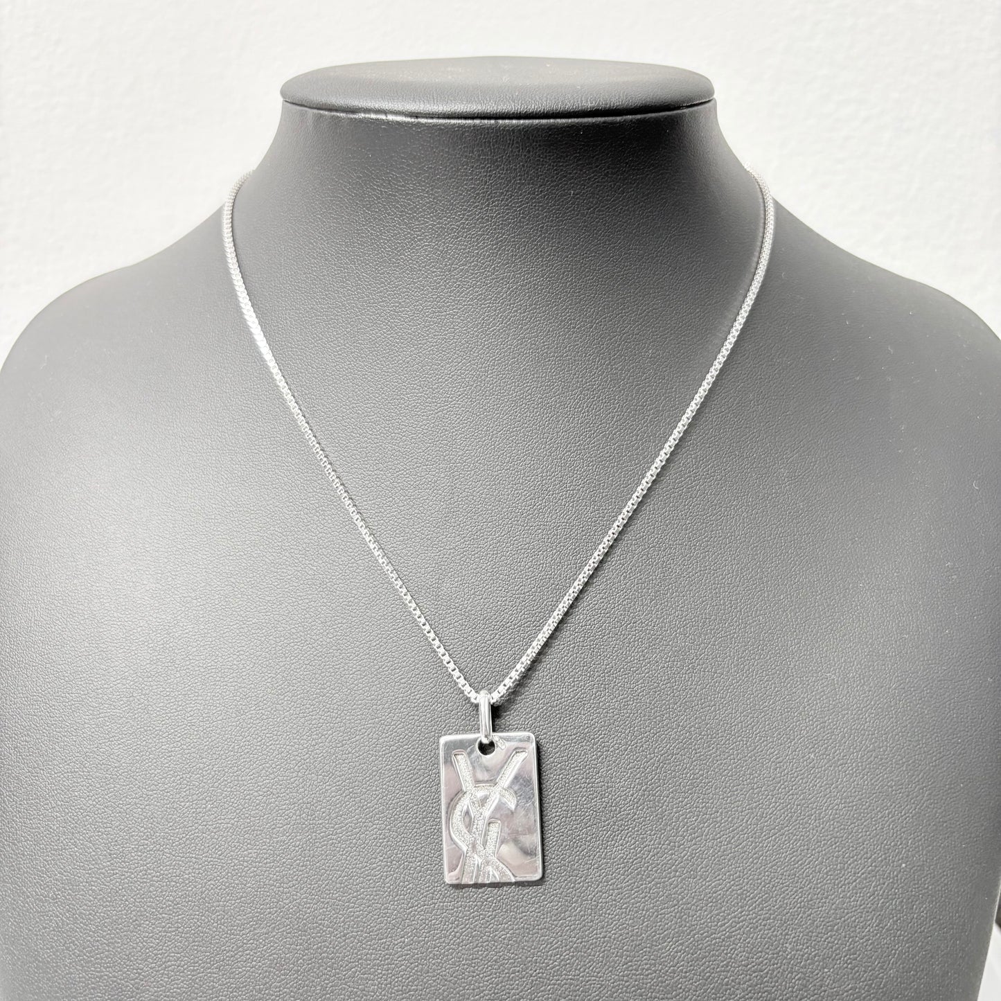 Yves Saint Laurent ネックレス