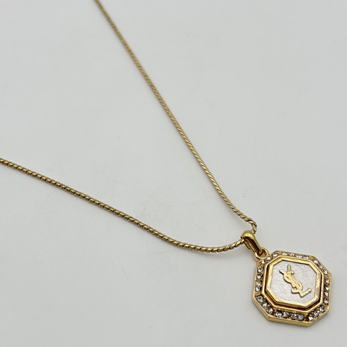 Yves Saint Laurent ネックレス