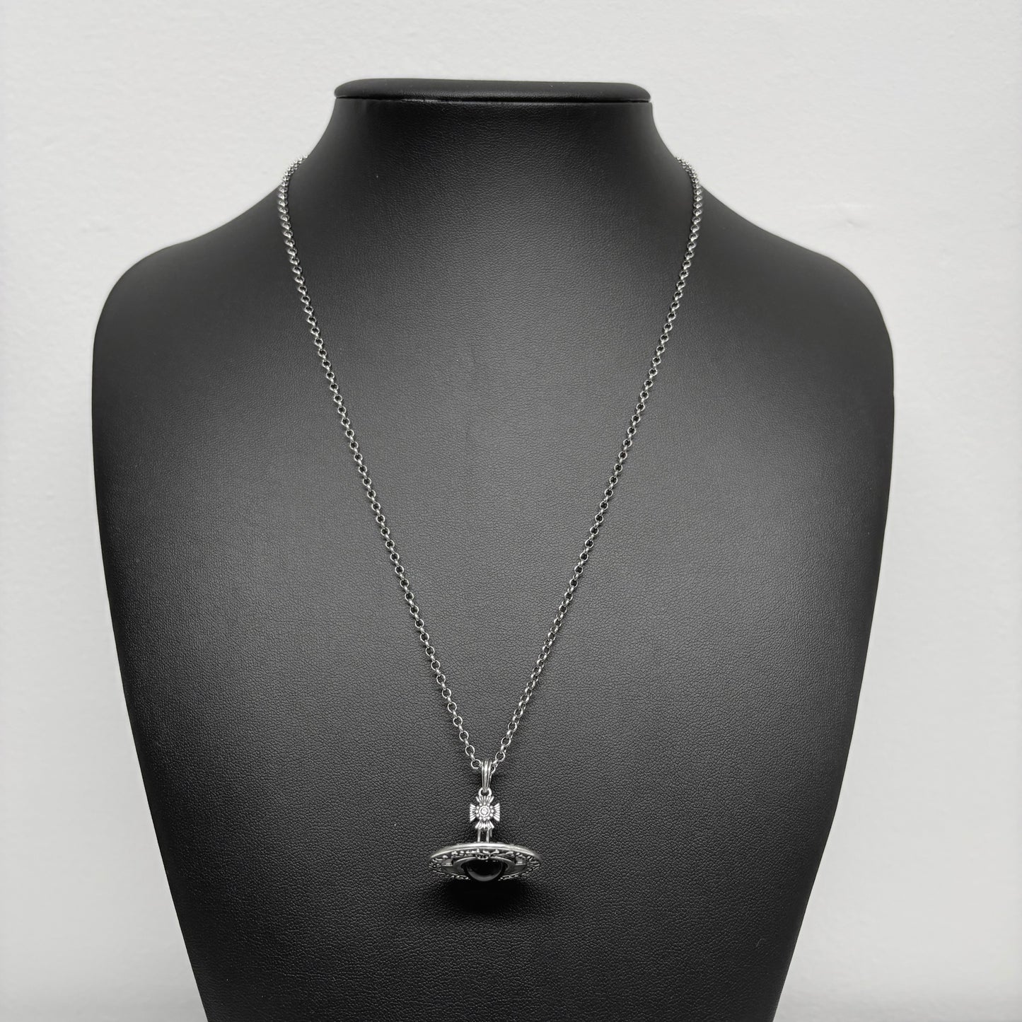 Vivienne Westwood ネックレス