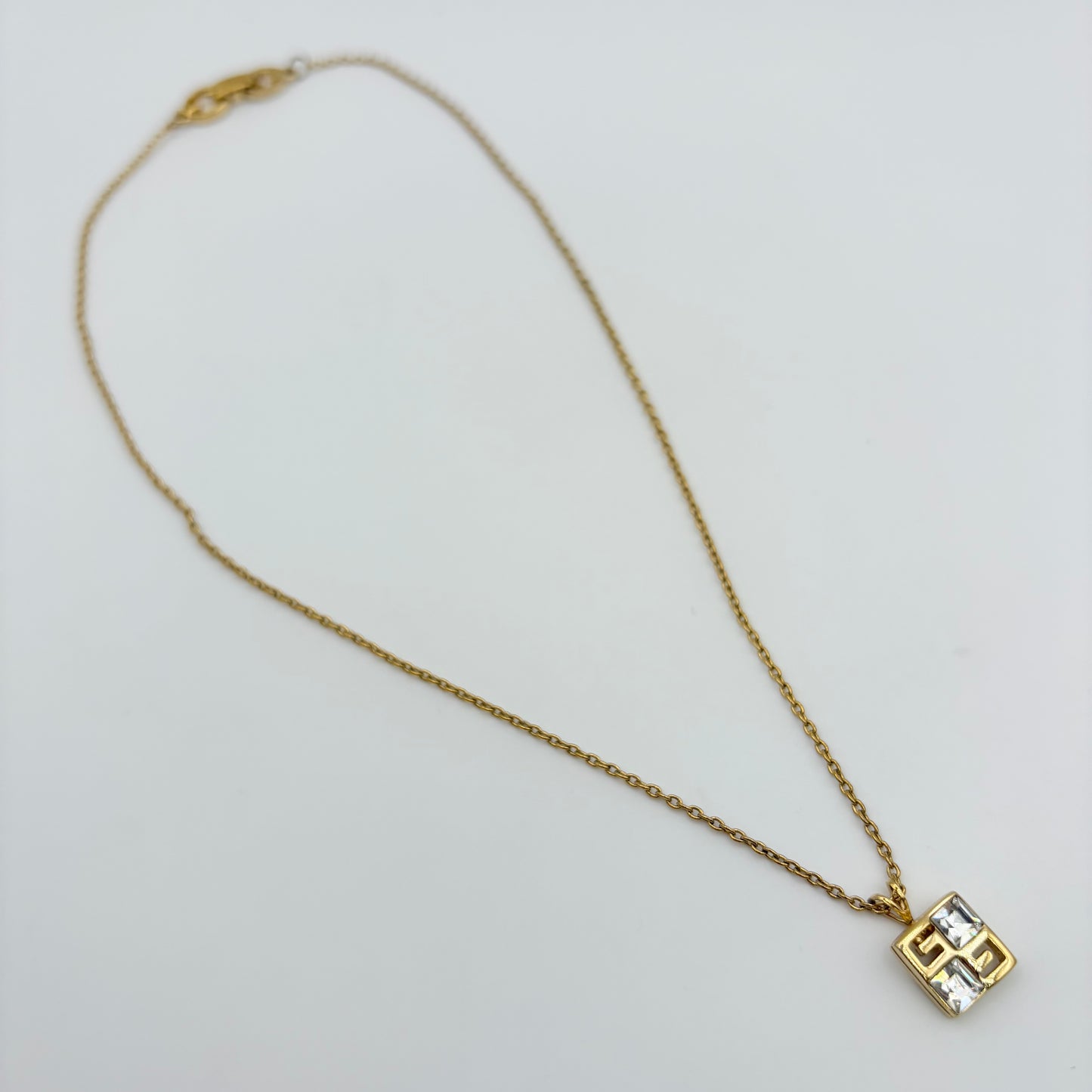 GIVENCHY ネックレス