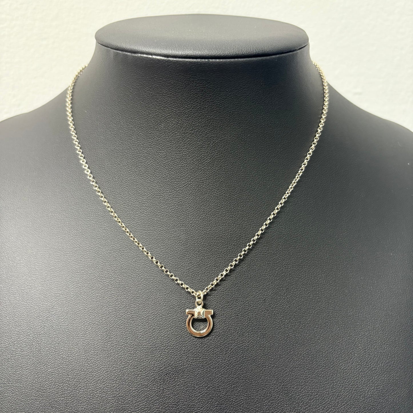 Ferragamo ネックレス