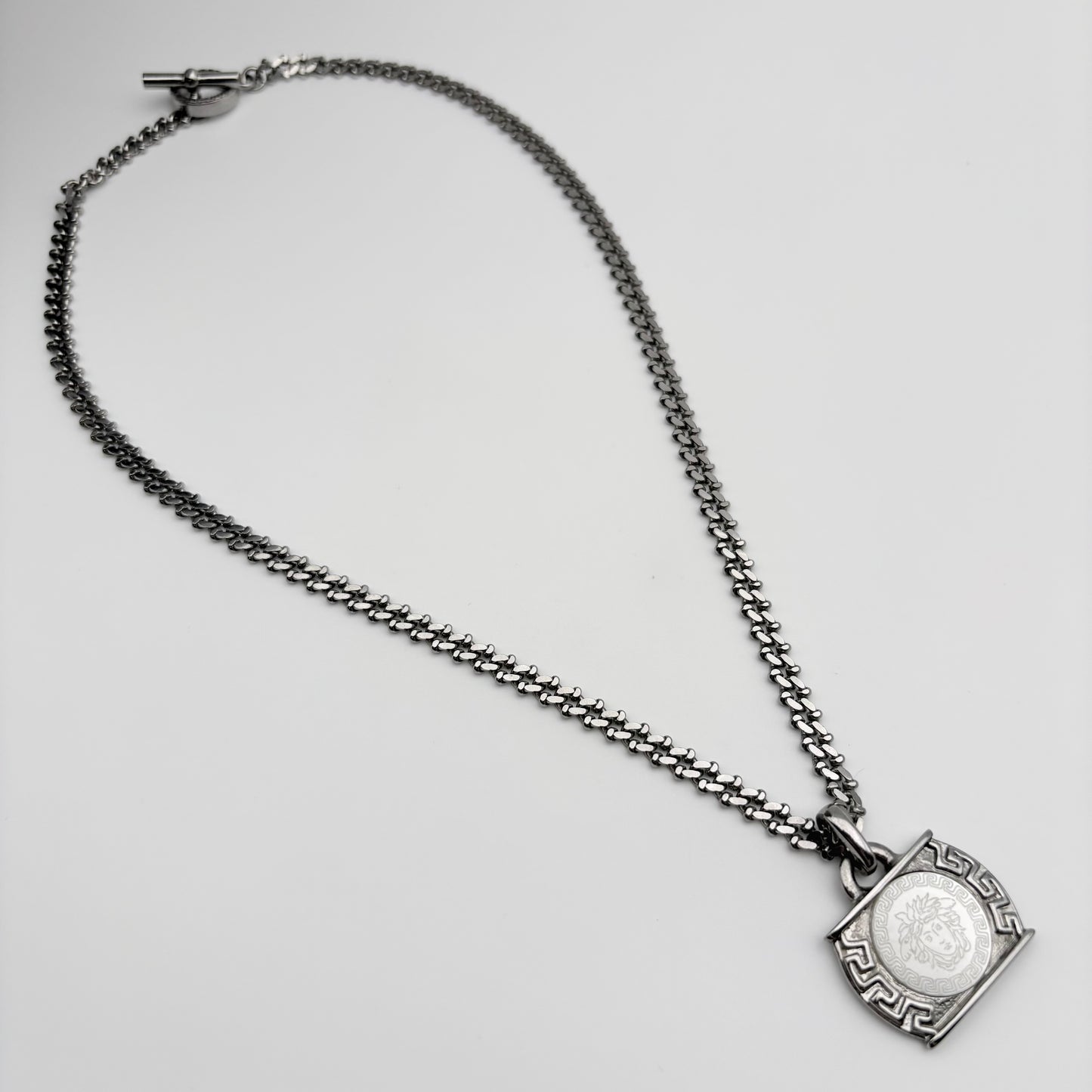 VERSACE ネックレス