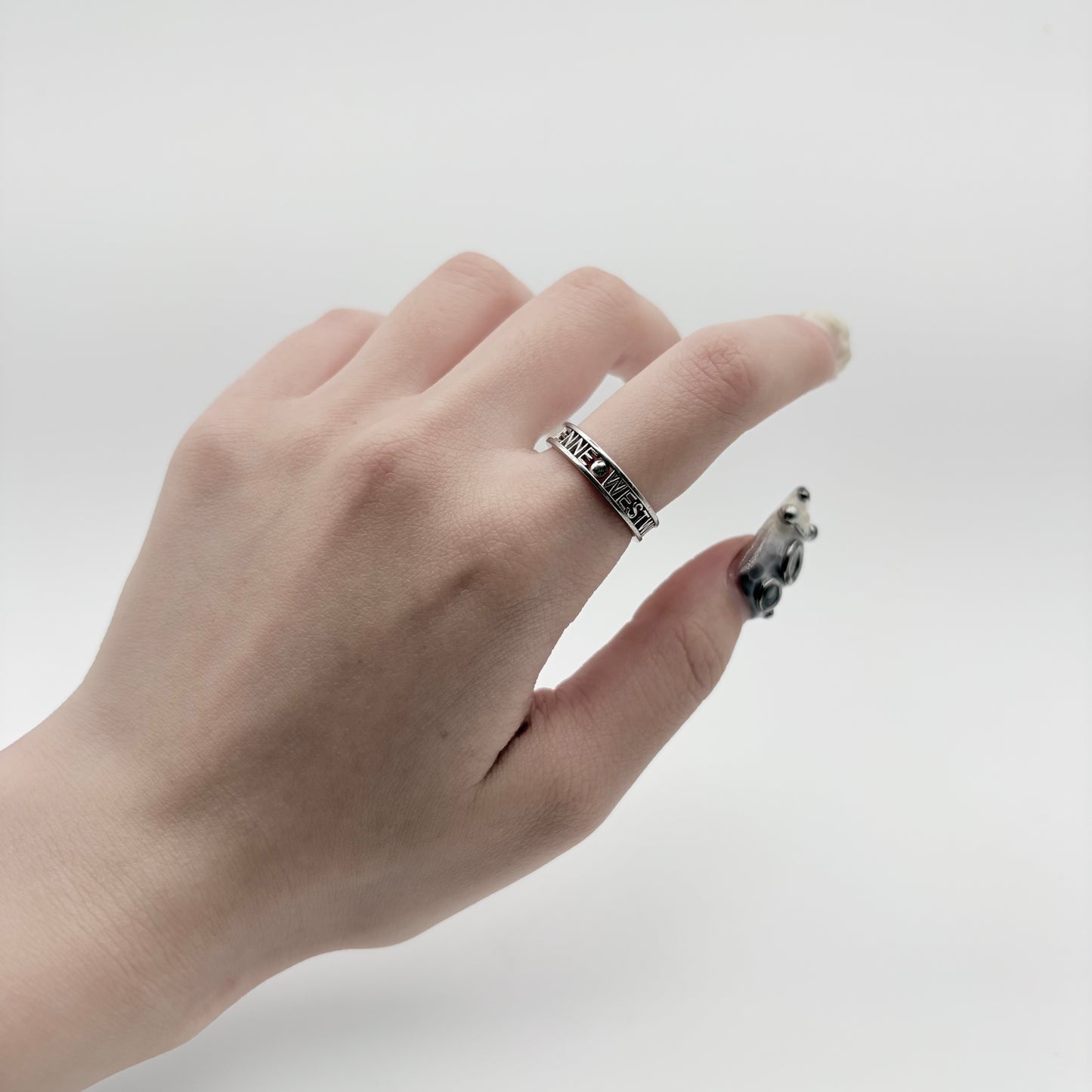 Vivienne Westwood リング