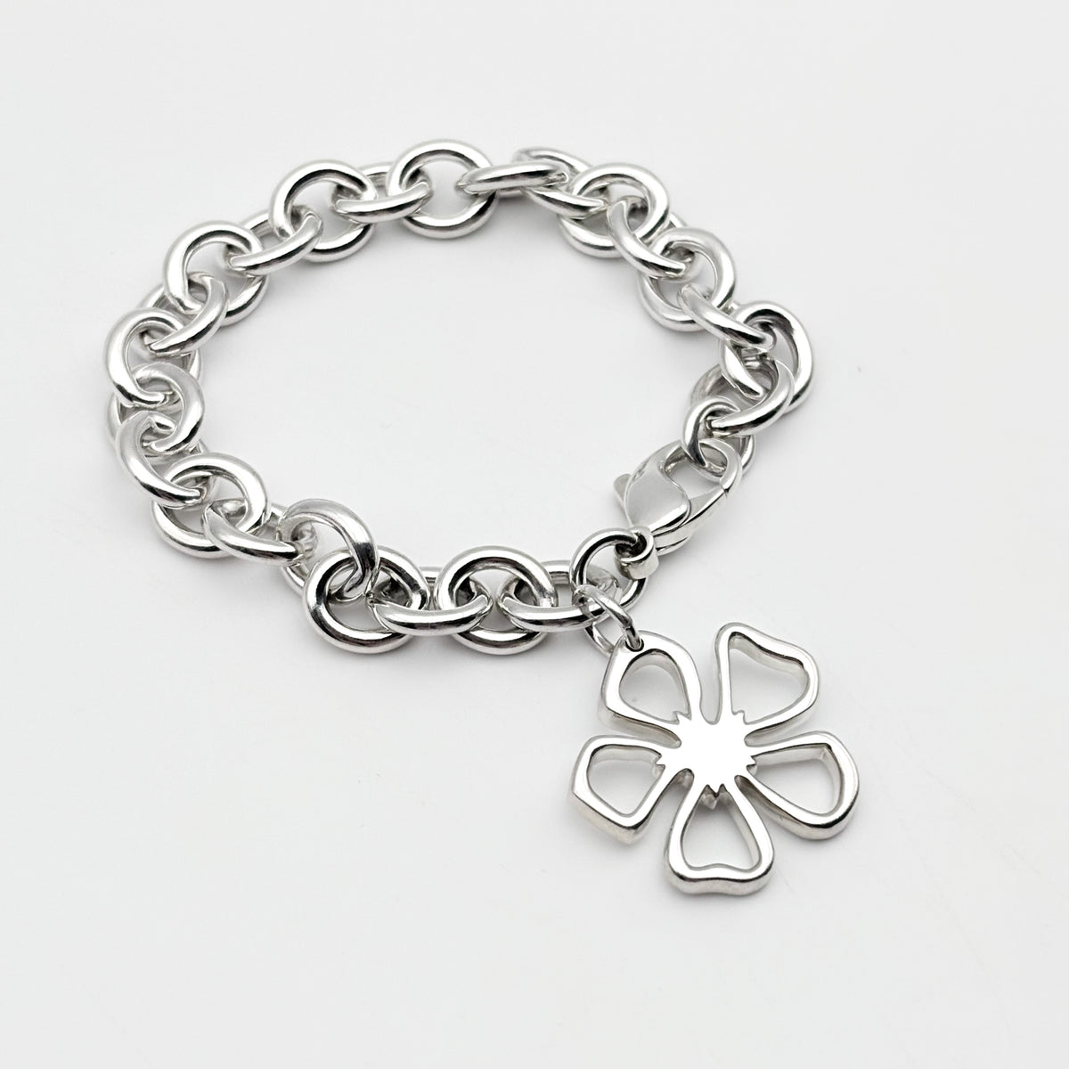 Tiffany&Co. フラワーチャームブレスレット