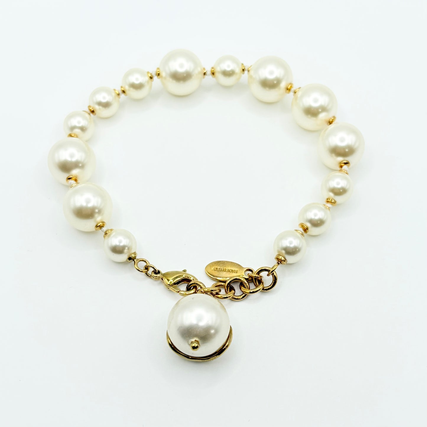 VALENTINO パールブレスレット