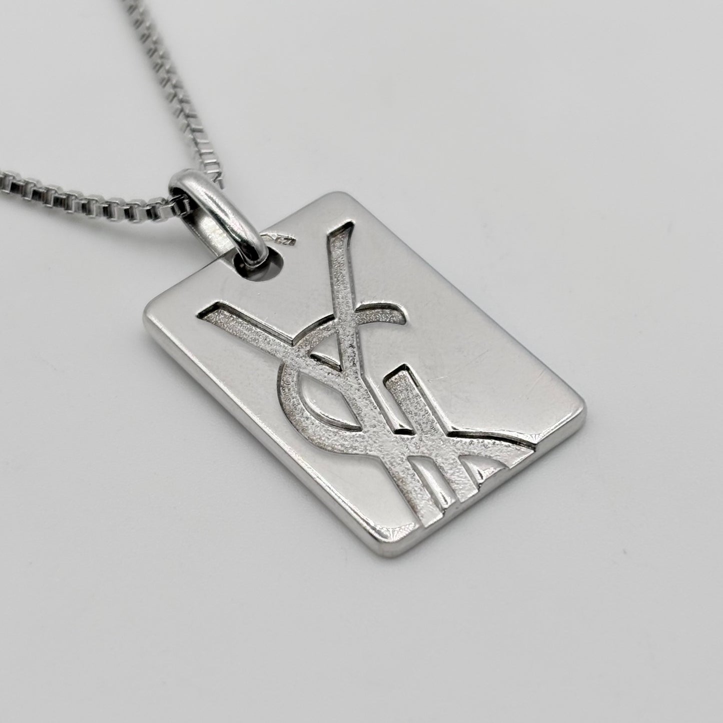 Yves Saint Laurent ネックレス