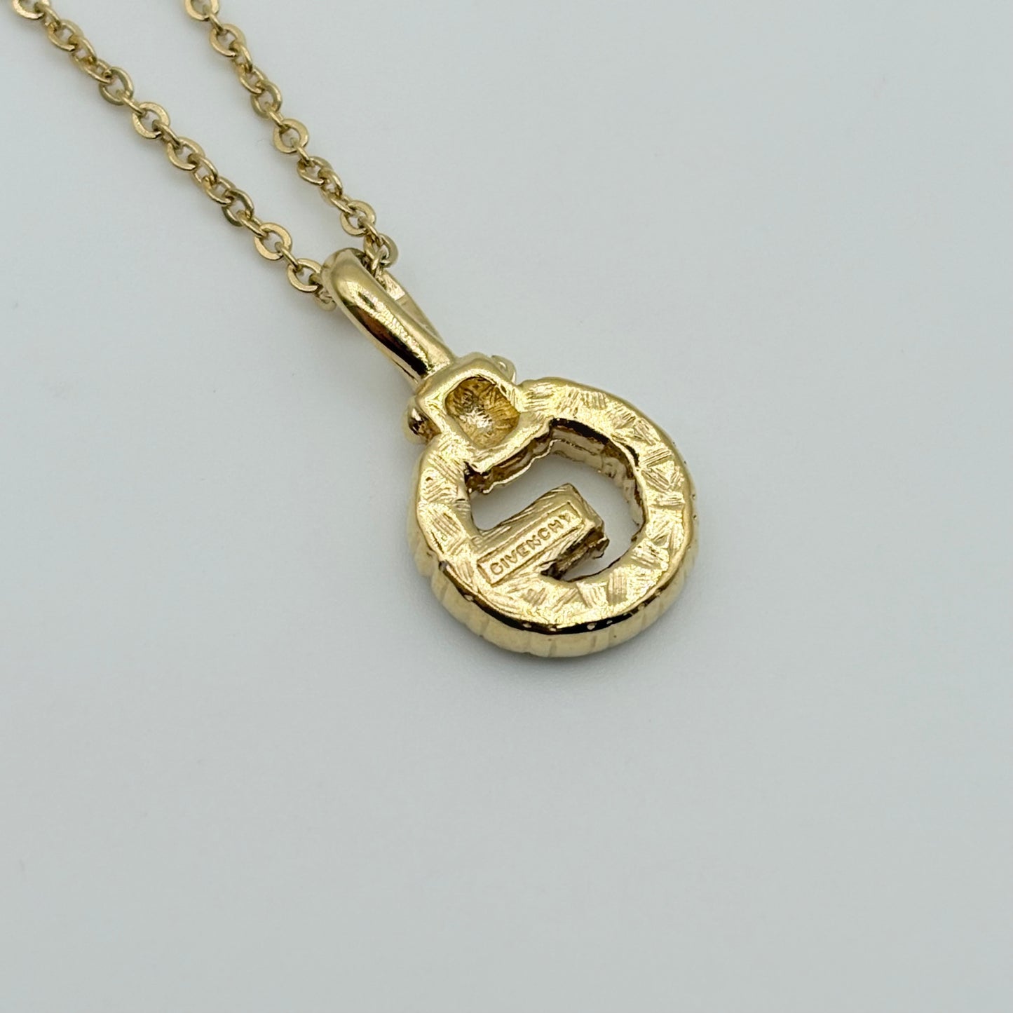 GIVENCHY ネックレス