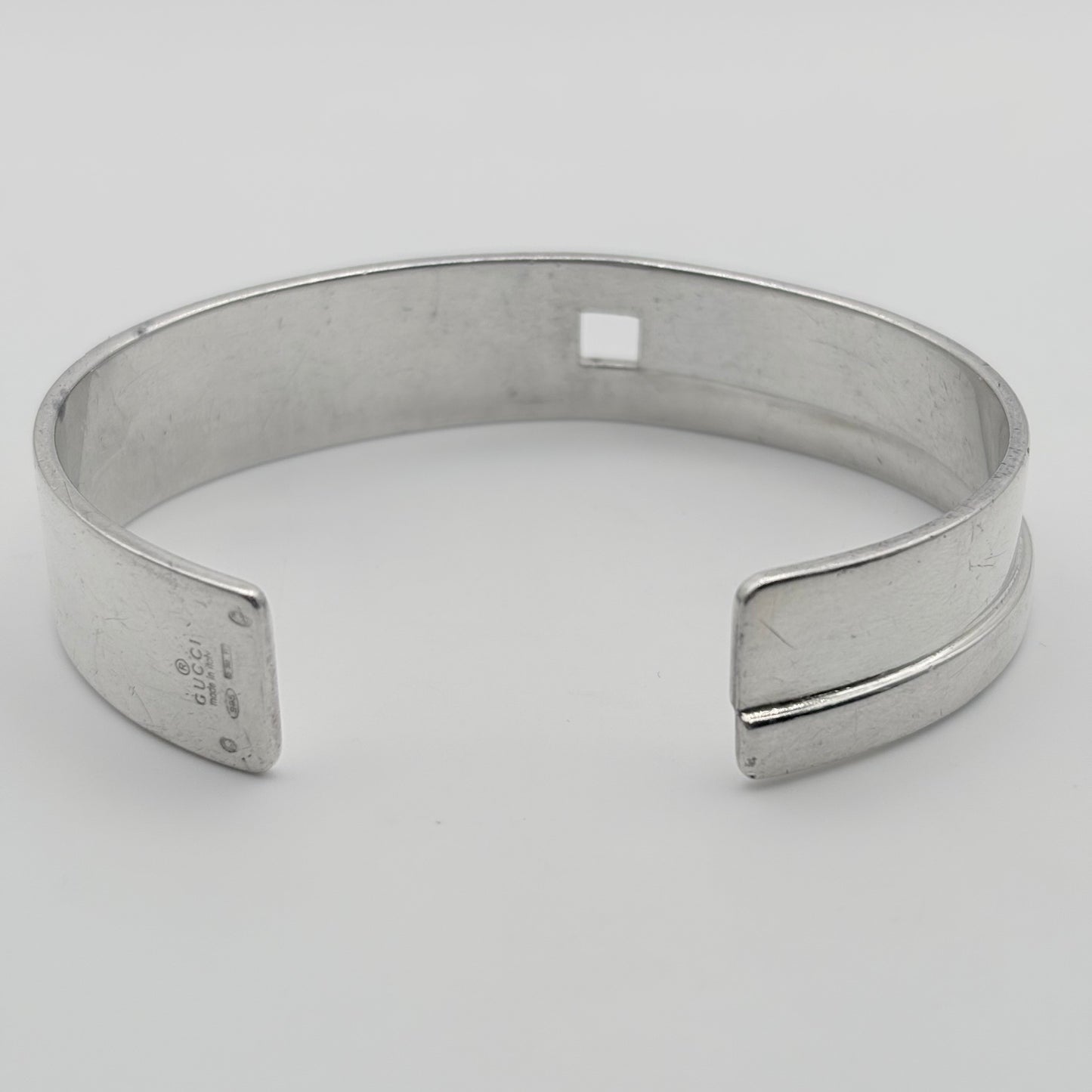 GUCCI バングル