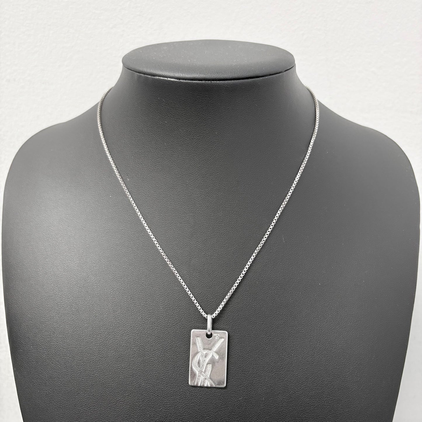 Yves Saint Laurent ネックレス
