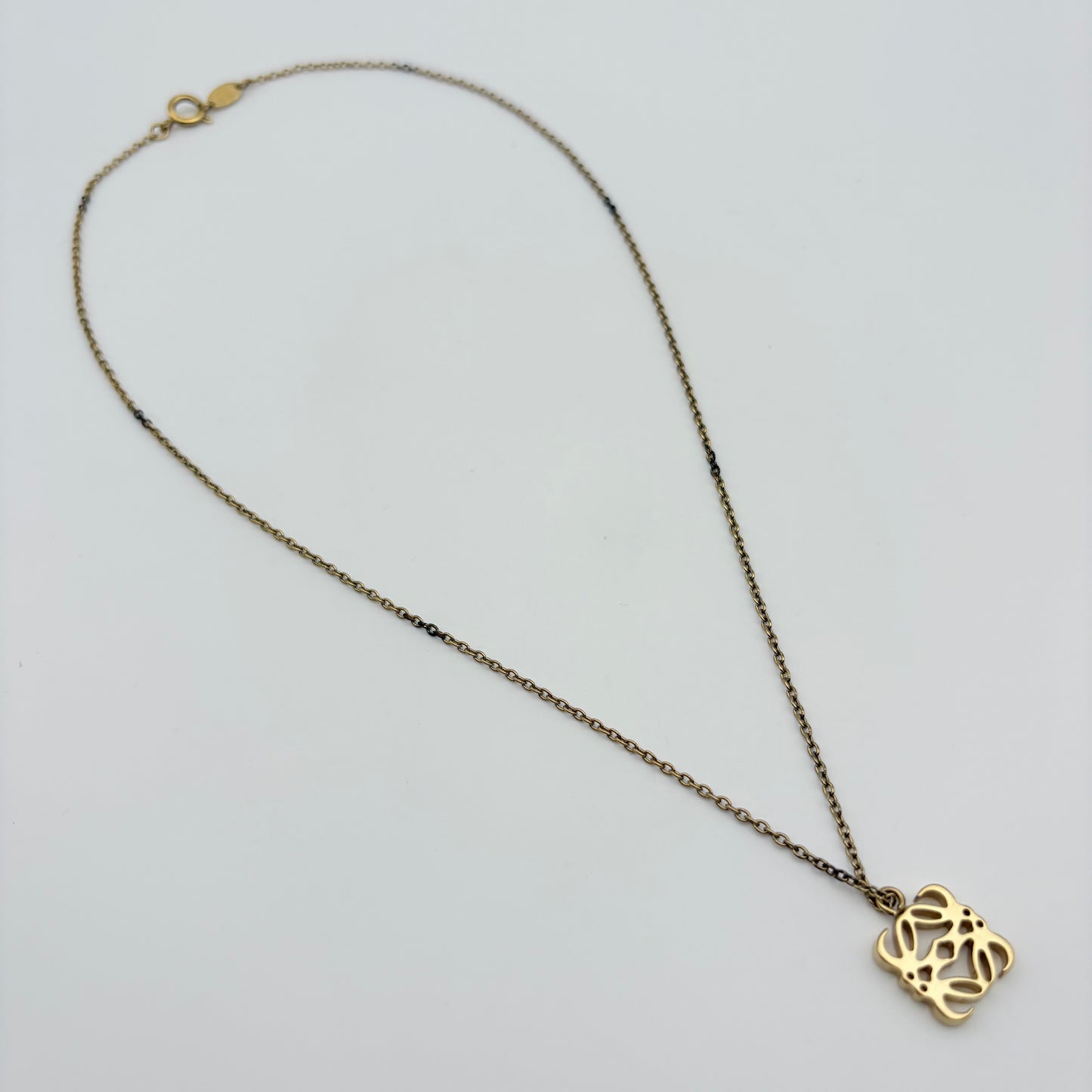 LOEWE ネックレス