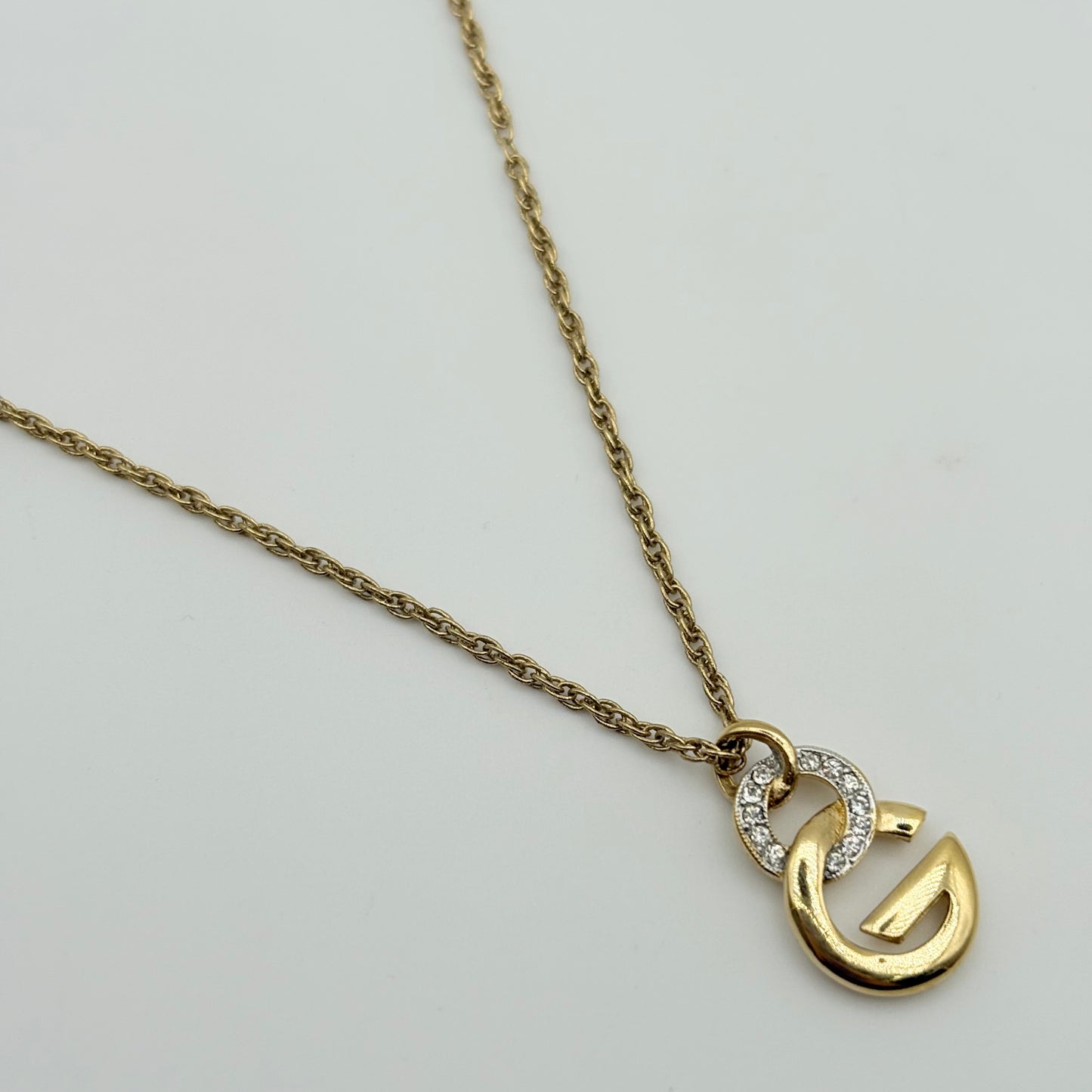 GIVENCHY ネックレス