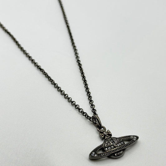 Vivienne Westwood ブラックネックレス 134