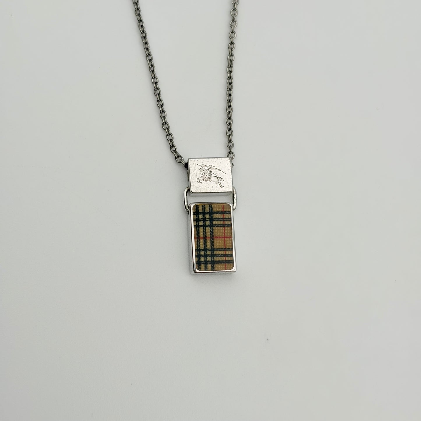 Burberry ネックレス