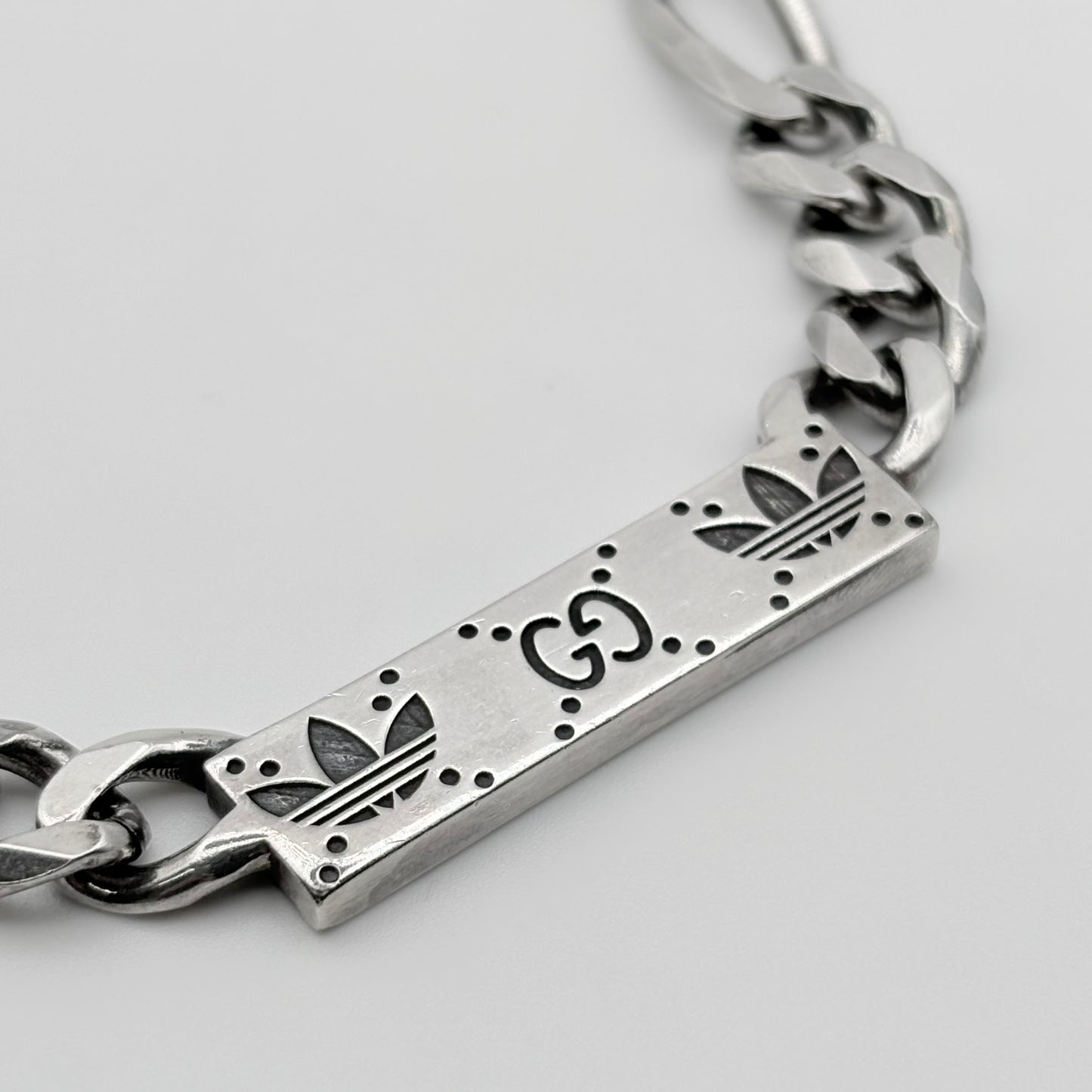 GUCCI adidas ネックレス