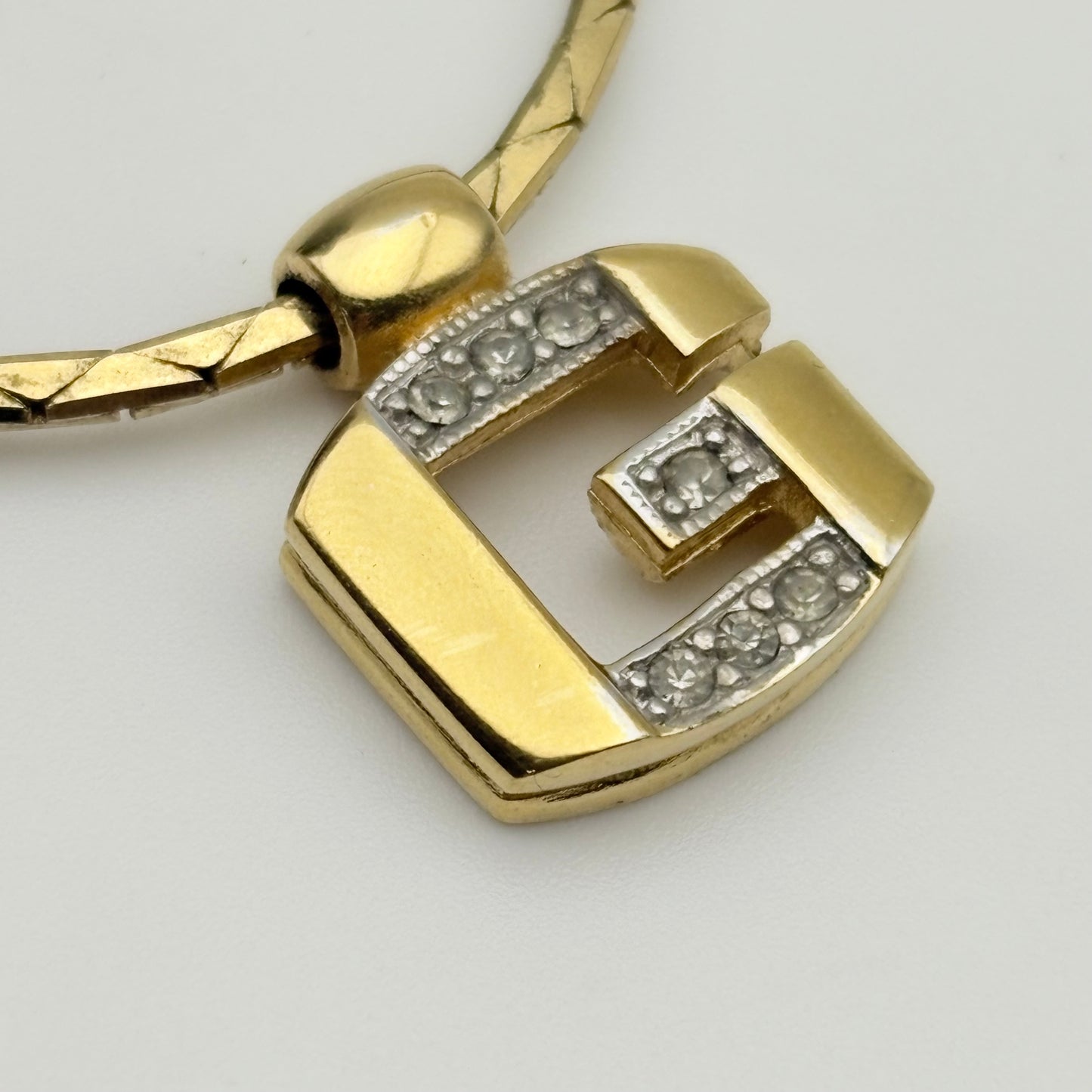 GIVENCHY ネックレス
